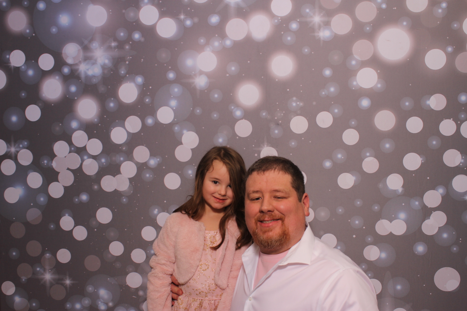Goodridge Elem Parent Child Dance | View more photos from the event at gallery.photoboothcincy.com/u/PhotoBoothCincy/Goodridge-Elem-Parent-Child-Dance