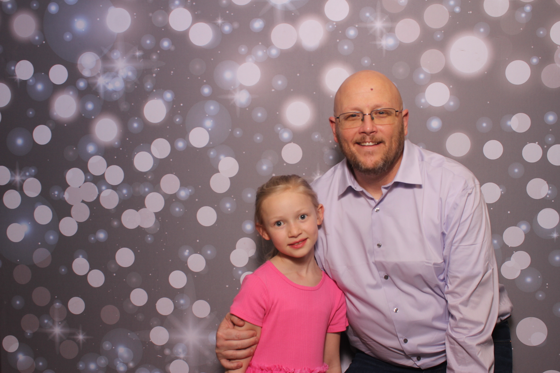 Goodridge Elem Parent Child Dance | View more photos from the event at gallery.photoboothcincy.com/u/PhotoBoothCincy/Goodridge-Elem-Parent-Child-Dance