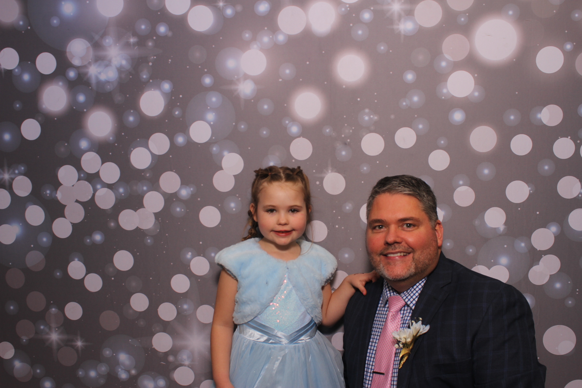 Goodridge Elem Parent Child Dance | View more photos from the event at gallery.photoboothcincy.com/u/PhotoBoothCincy/Goodridge-Elem-Parent-Child-Dance