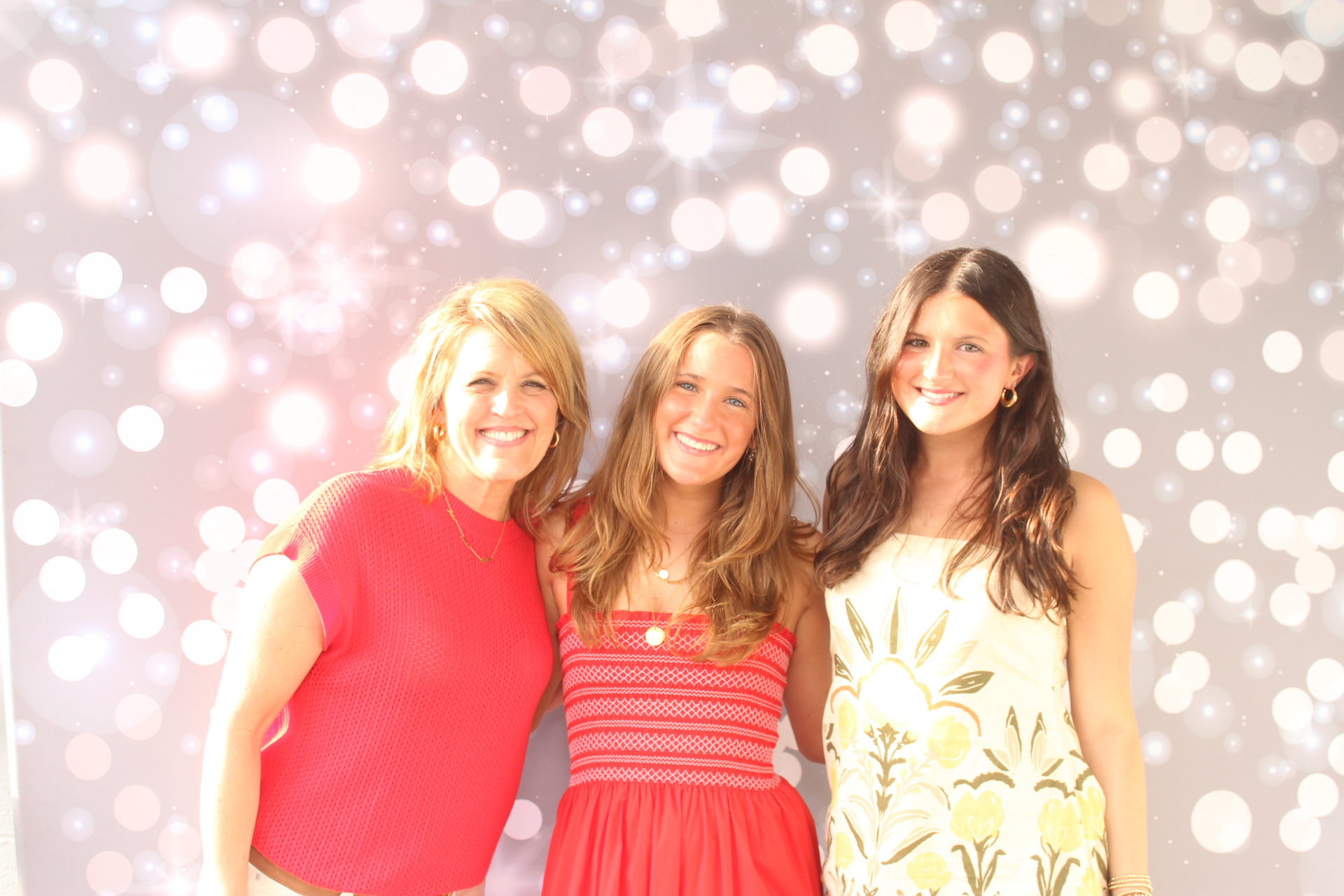 Grey Goose's Final Pour Graduation Edition 2026 | View more photos from the event at gallery.photoboothcincy.com/u/PhotoBoothCincy/Grey-Gooses-Final-Pour-Graduation-Edition-2026