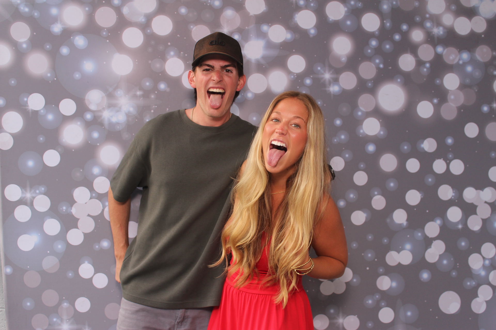 Grey Goose's Final Pour Graduation Edition 2026 | View more photos from the event at gallery.photoboothcincy.com/u/PhotoBoothCincy/Grey-Gooses-Final-Pour-Graduation-Edition-2026