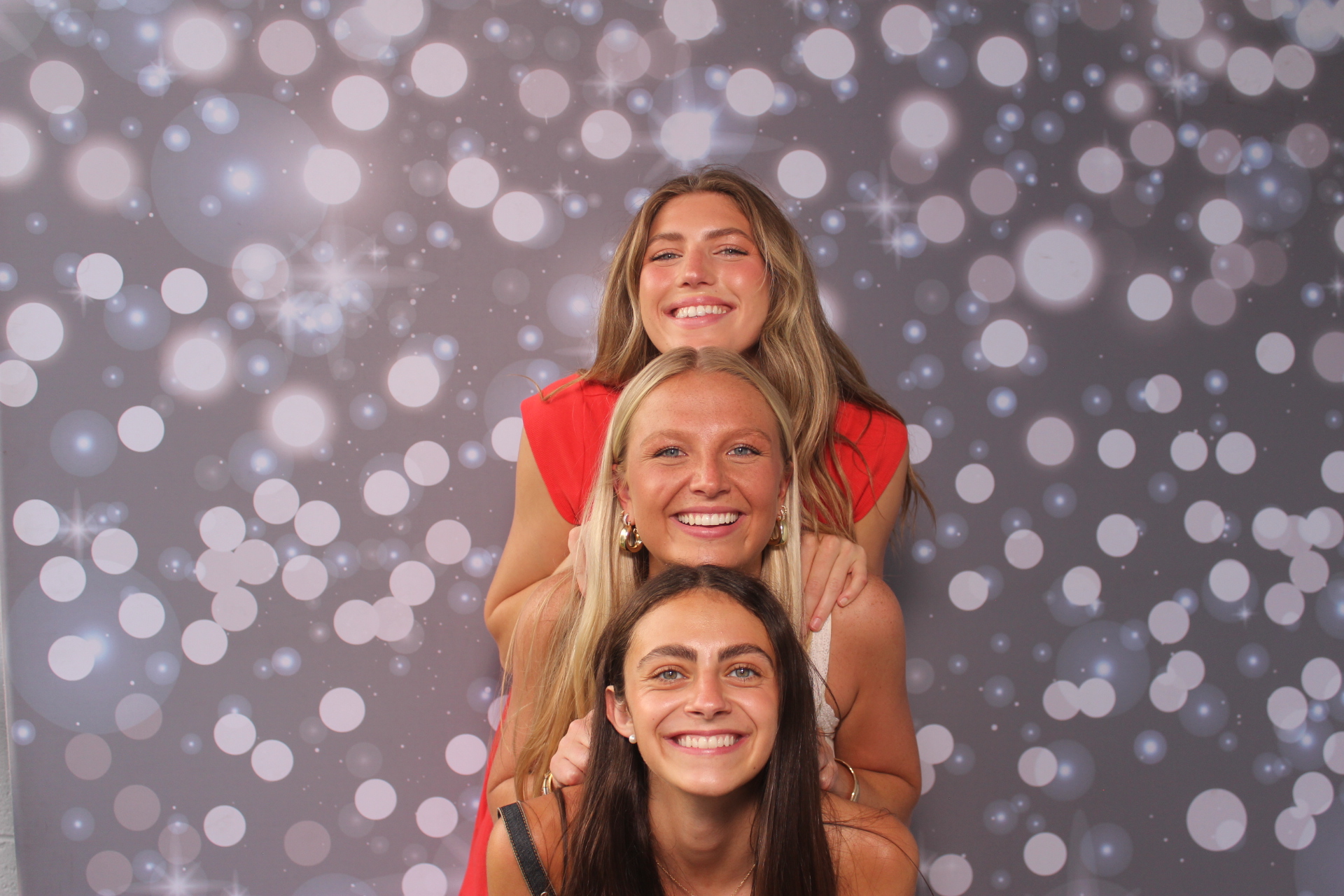 Grey Goose's Final Pour Graduation Edition 2026 | View more photos from the event at gallery.photoboothcincy.com/u/PhotoBoothCincy/Grey-Gooses-Final-Pour-Graduation-Edition-2026