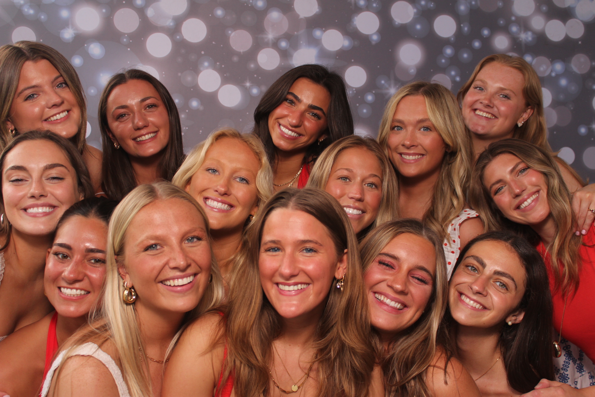 Grey Goose's Final Pour Graduation Edition 2026 | View more photos from the event at gallery.photoboothcincy.com/u/PhotoBoothCincy/Grey-Gooses-Final-Pour-Graduation-Edition-2026