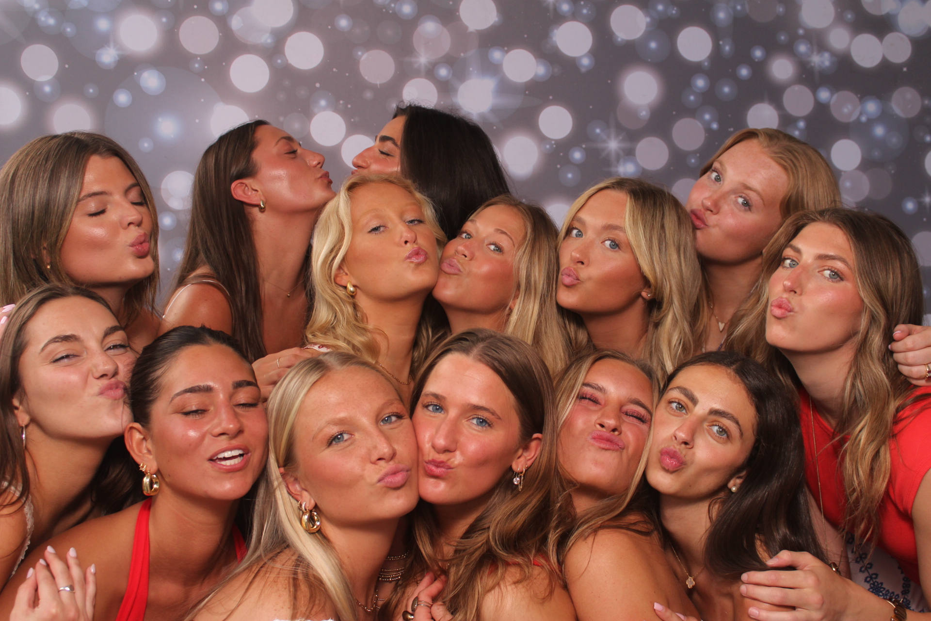 Grey Goose's Final Pour Graduation Edition 2026 | View more photos from the event at gallery.photoboothcincy.com/u/PhotoBoothCincy/Grey-Gooses-Final-Pour-Graduation-Edition-2026