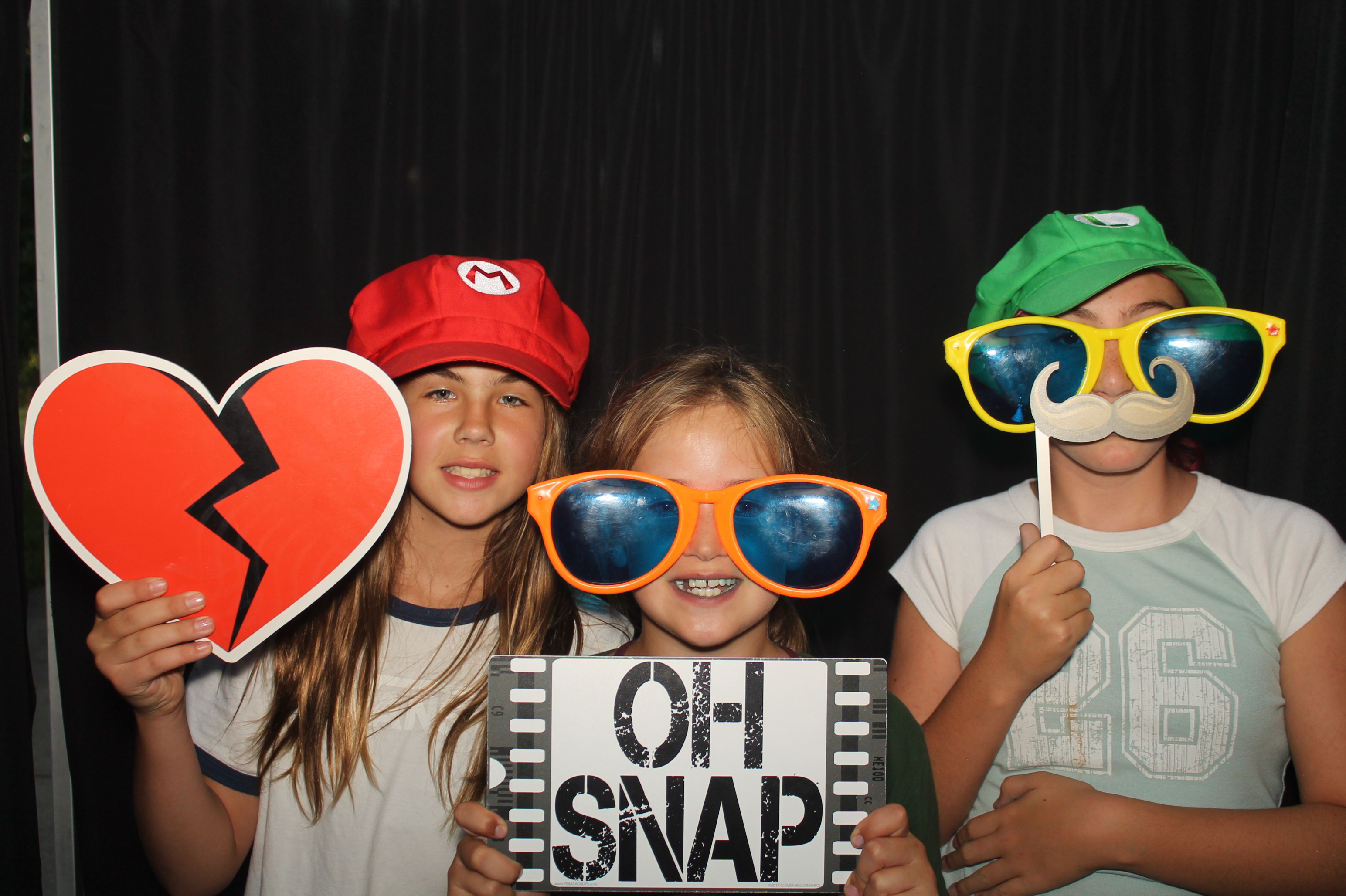 Groovin' On The Grass | View more photos from the event at gallery.photoboothcincy.com/u/PhotoBoothCincy/Groovin-On-The-Grass