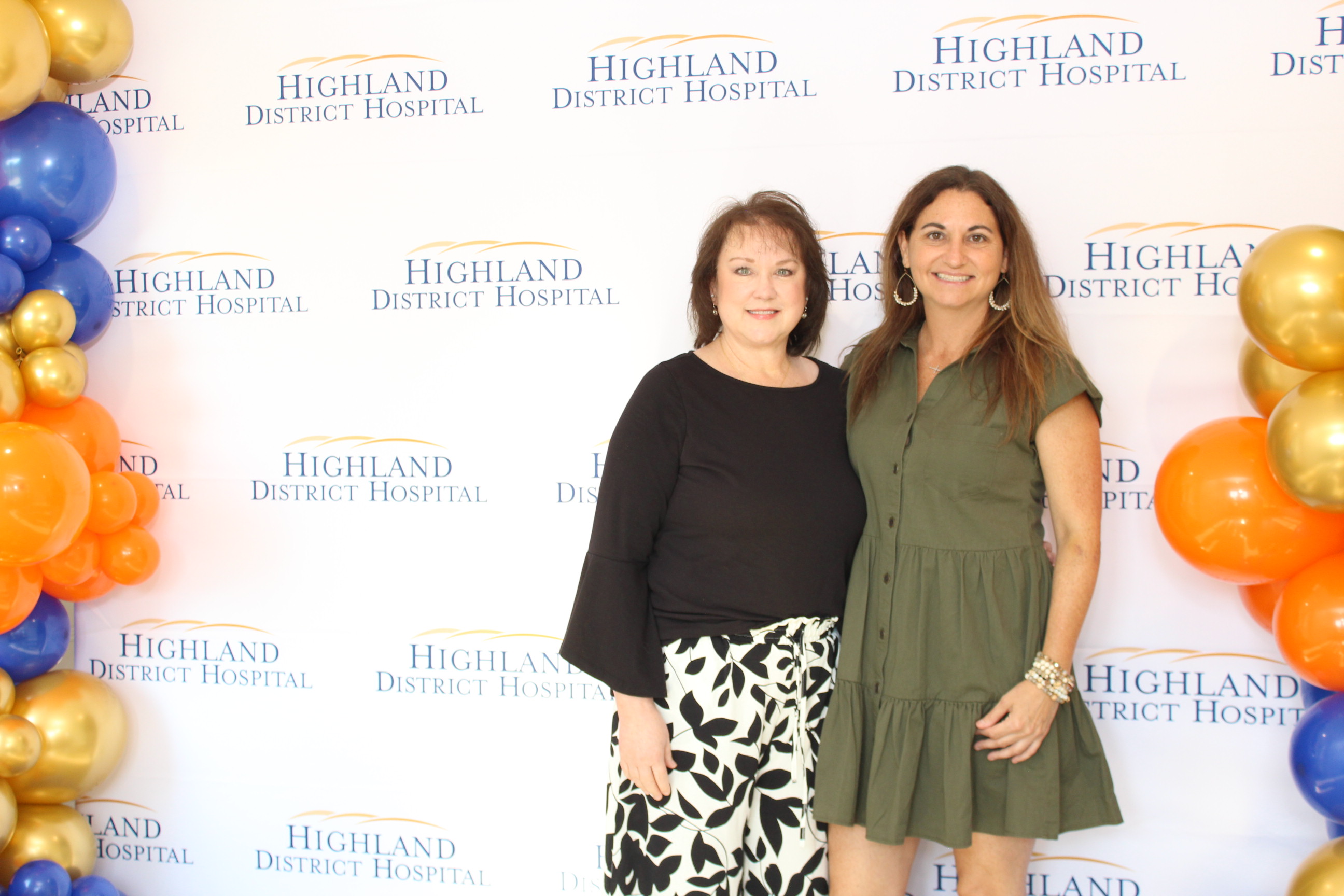 HDH Employee Recognition Banquet | View more photos from the event at gallery.photoboothcincy.com/u/PhotoBoothCincy/HDH-Employee-Recognition-Banquet