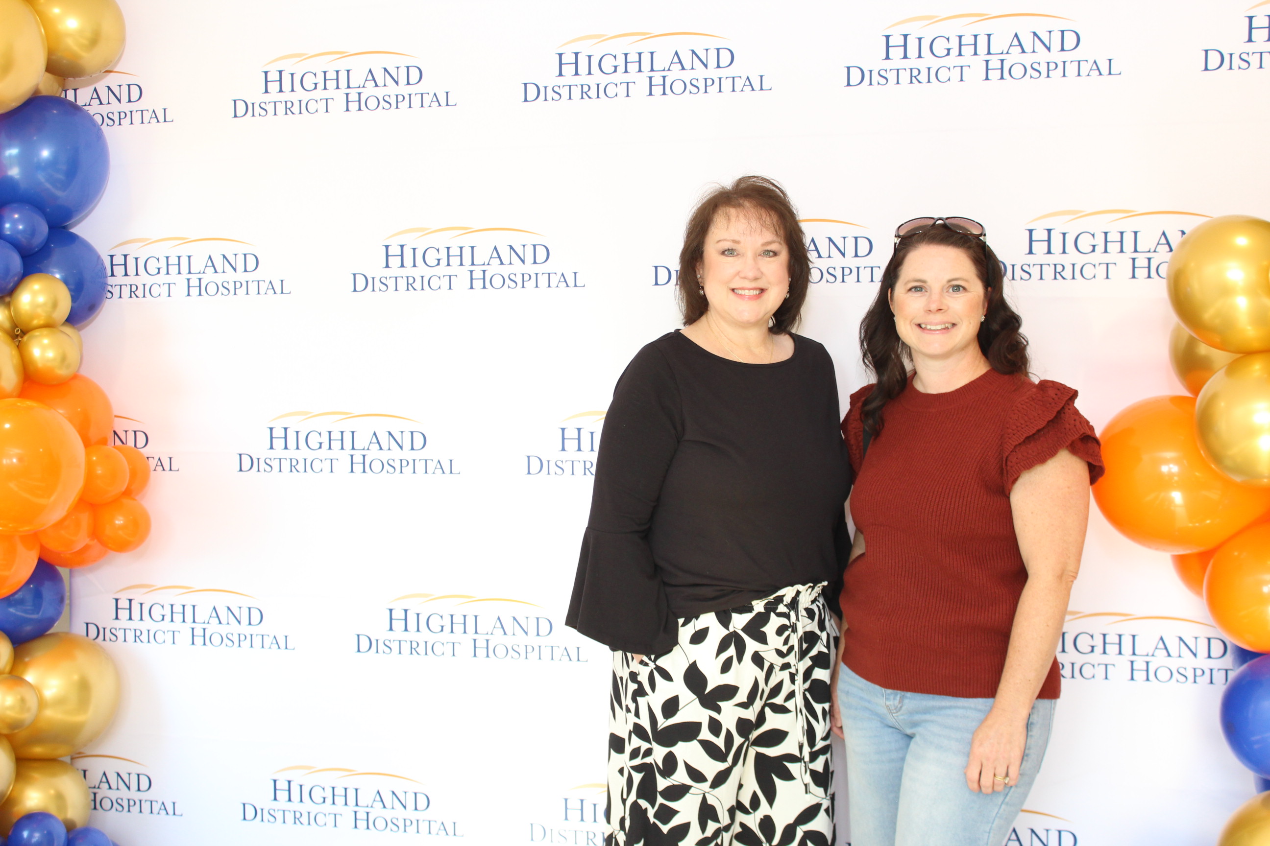 HDH Employee Recognition Banquet | View more photos from the event at gallery.photoboothcincy.com/u/PhotoBoothCincy/HDH-Employee-Recognition-Banquet
