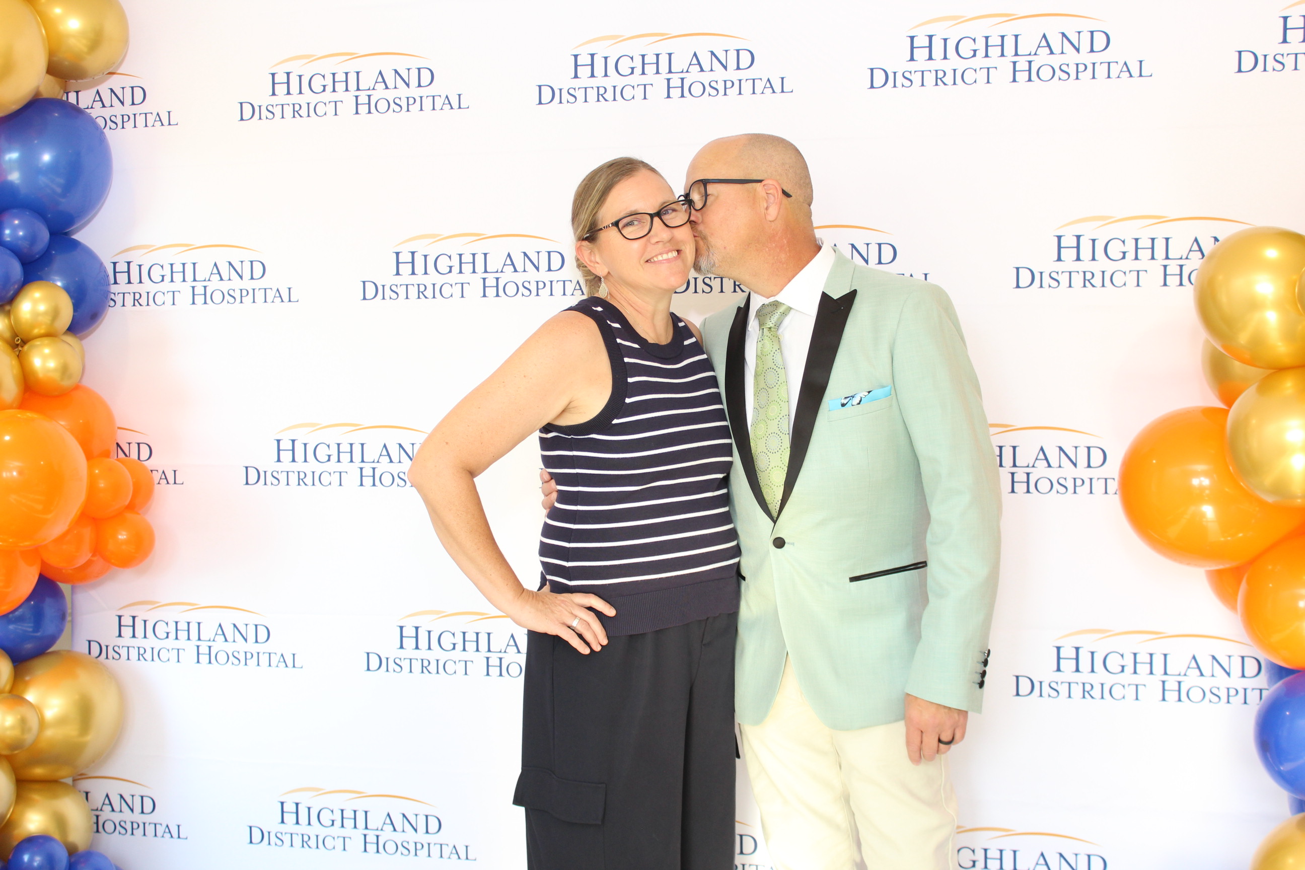 HDH Employee Recognition Banquet | View more photos from the event at gallery.photoboothcincy.com/u/PhotoBoothCincy/HDH-Employee-Recognition-Banquet