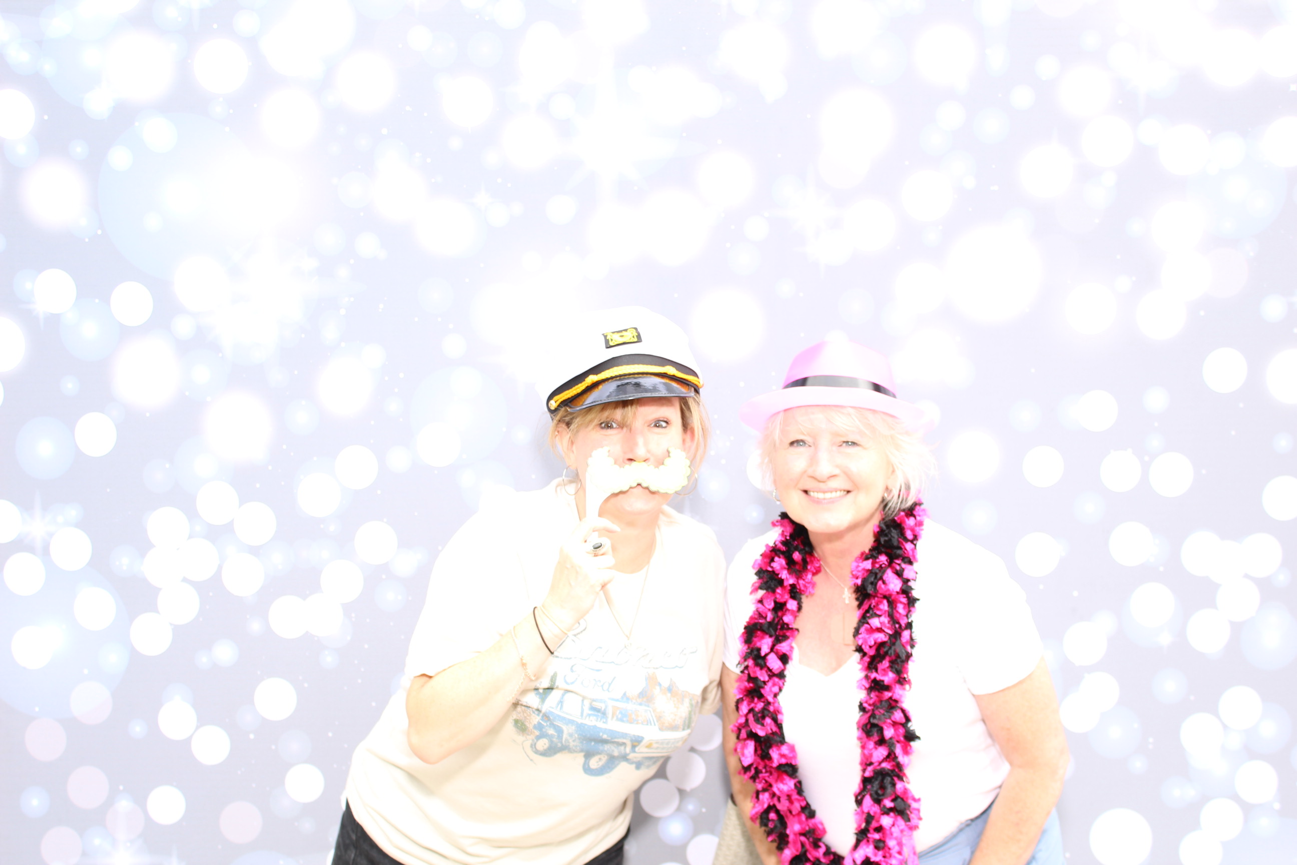 HDH Party | View more photos from the event at gallery.photoboothcincy.com/u/PhotoBoothCincy/HDH-Party