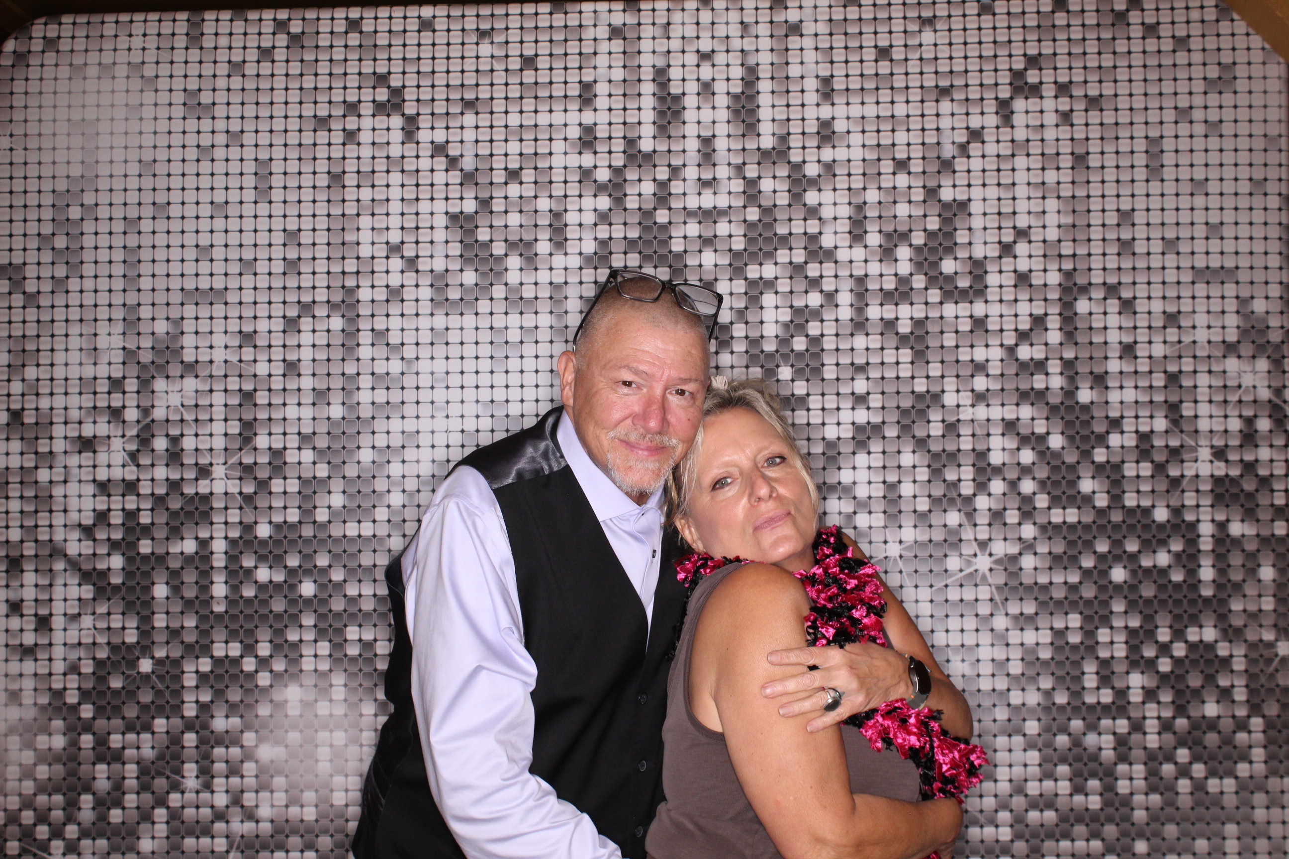 Hanna & Joey Dillon Wedding | View more photos from the event at gallery.photoboothcincy.com/u/PhotoBoothCincy/Hanna-Joey-Dillon-Wedding