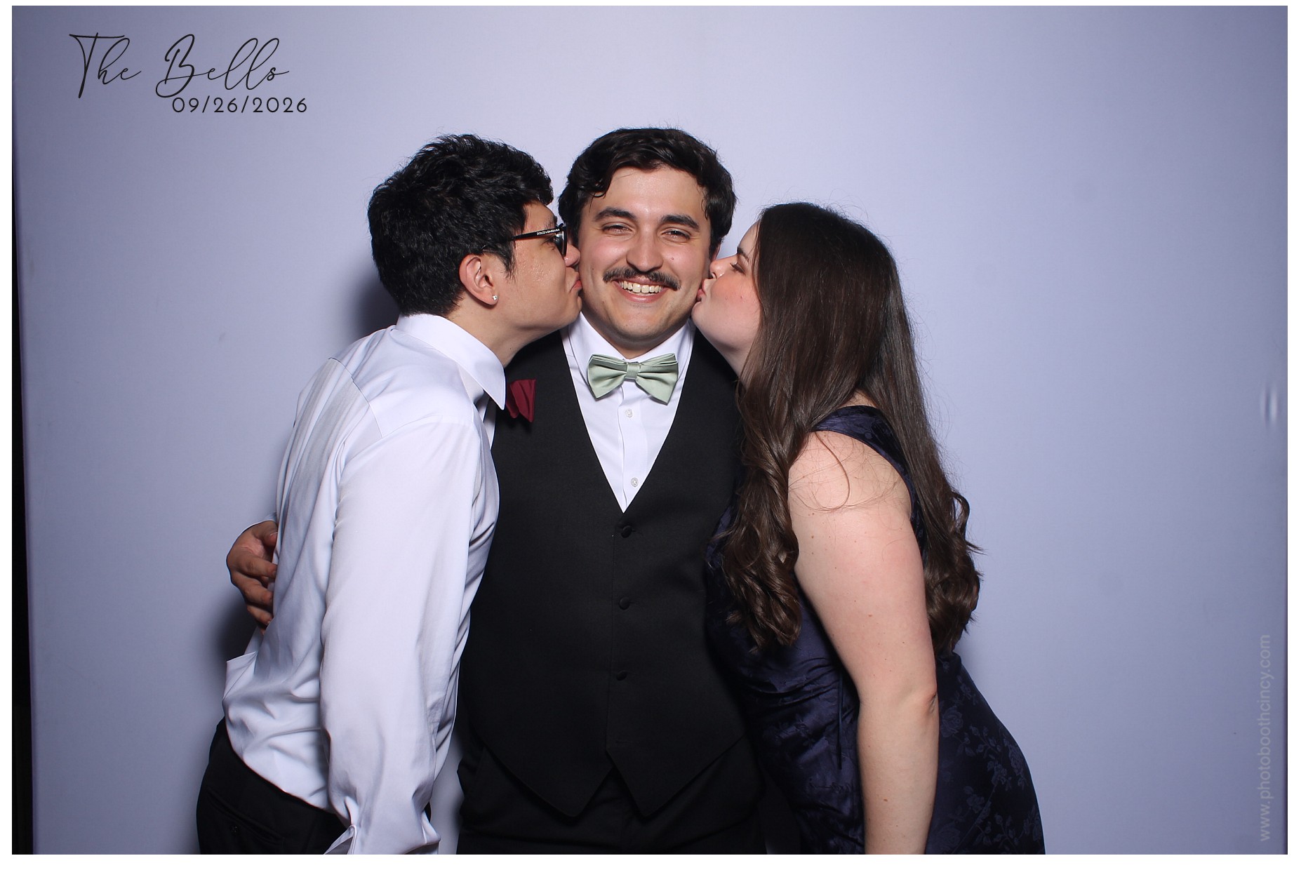 Hanna & Nick Wedding | View more photos from the event at gallery.photoboothcincy.com/u/PhotoBoothCincy/Hanna-Nick-Wedding