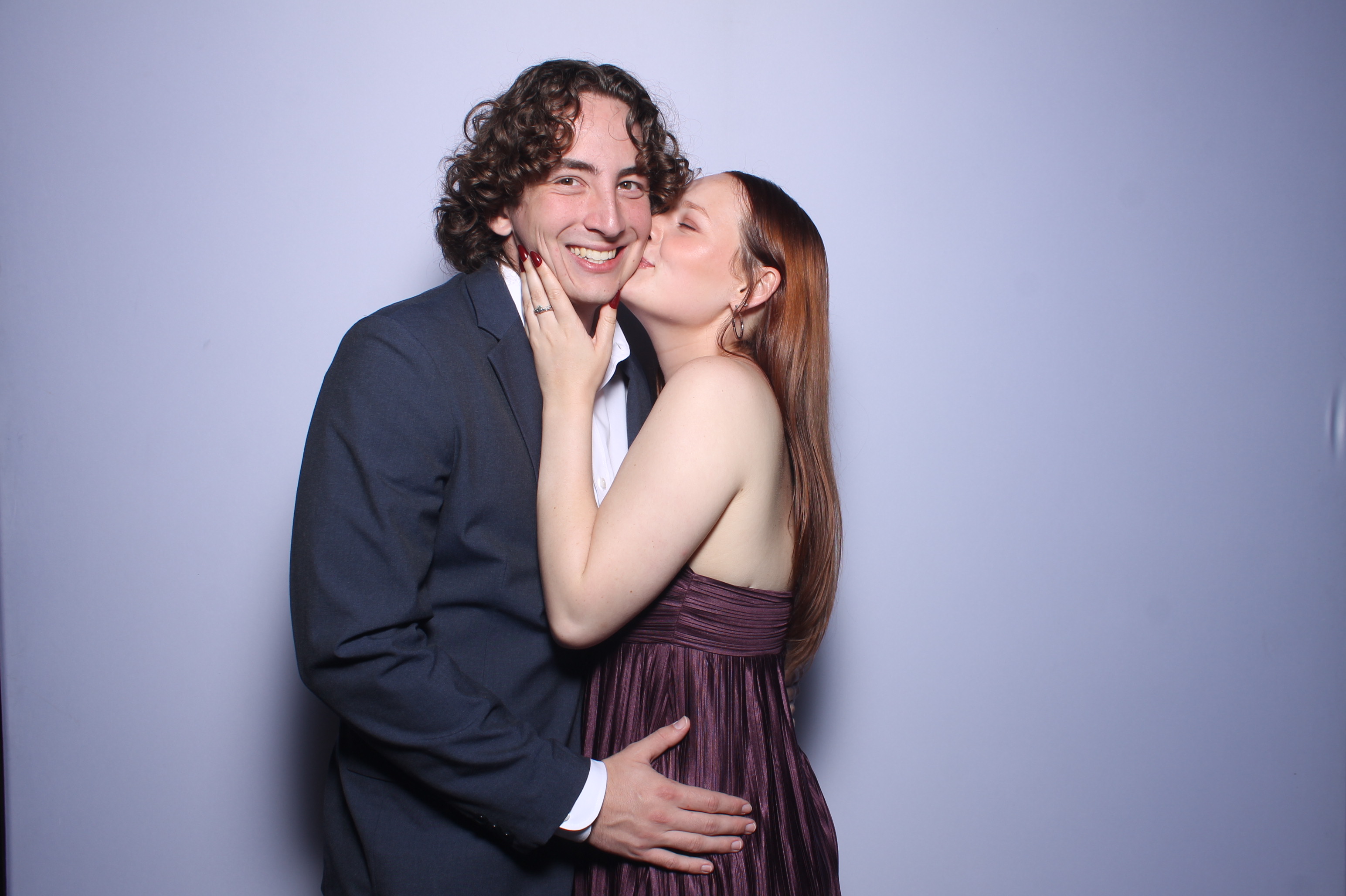 Hanna & Nick Wedding | View more photos from the event at gallery.photoboothcincy.com/u/PhotoBoothCincy/Hanna-Nick-Wedding