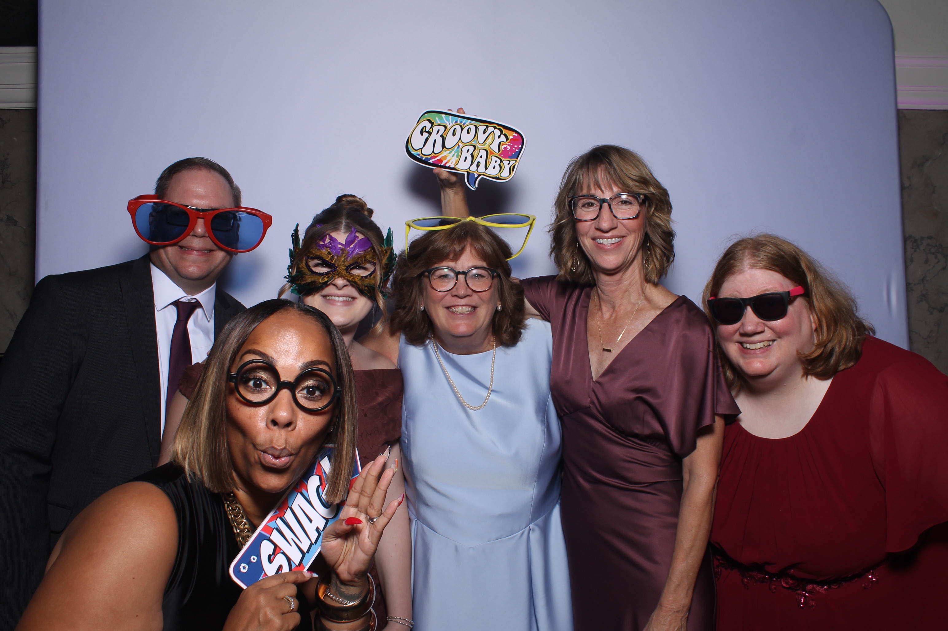 Hanna & Nick Wedding | View more photos from the event at gallery.photoboothcincy.com/u/PhotoBoothCincy/Hanna-Nick-Wedding