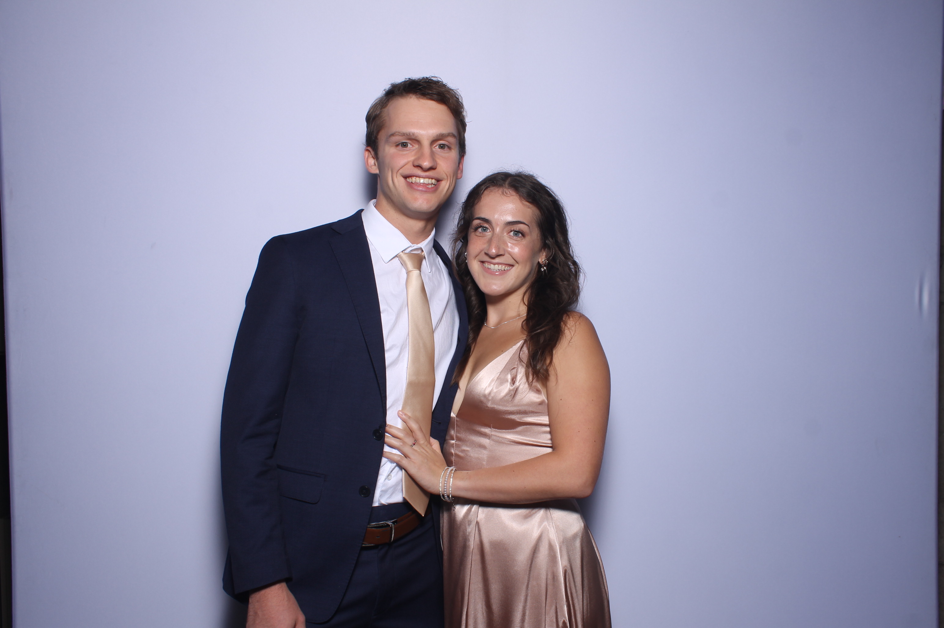 Hanna & Nick Wedding | View more photos from the event at gallery.photoboothcincy.com/u/PhotoBoothCincy/Hanna-Nick-Wedding