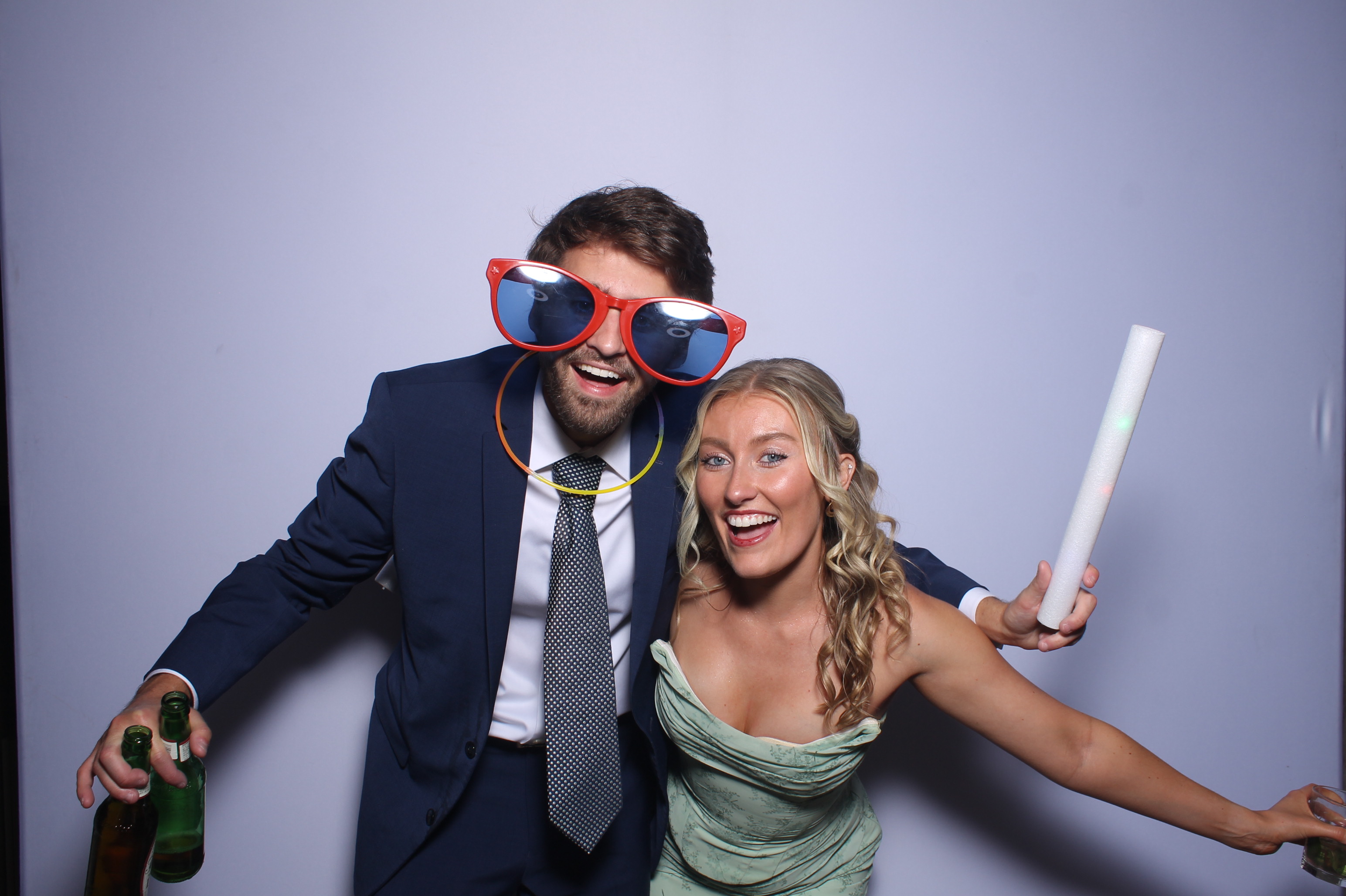 Hanna & Nick Wedding | View more photos from the event at gallery.photoboothcincy.com/u/PhotoBoothCincy/Hanna-Nick-Wedding