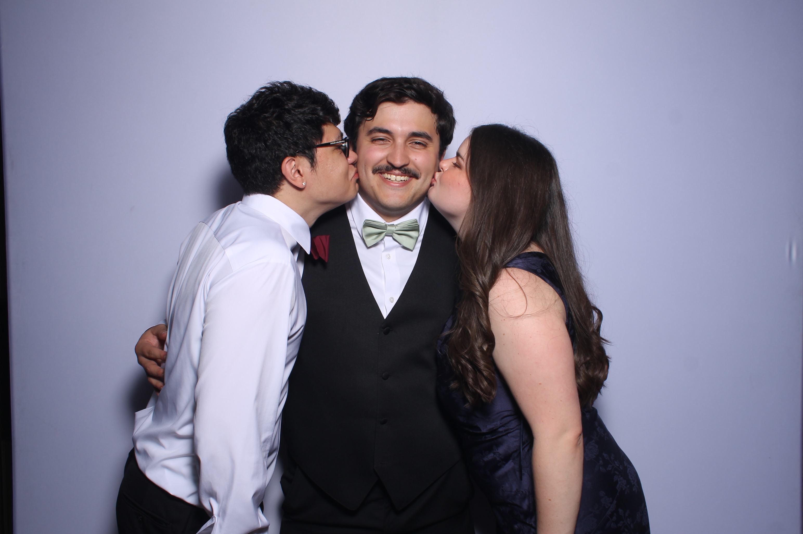 Hanna & Nick Wedding | View more photos from the event at gallery.photoboothcincy.com/u/PhotoBoothCincy/Hanna-Nick-Wedding