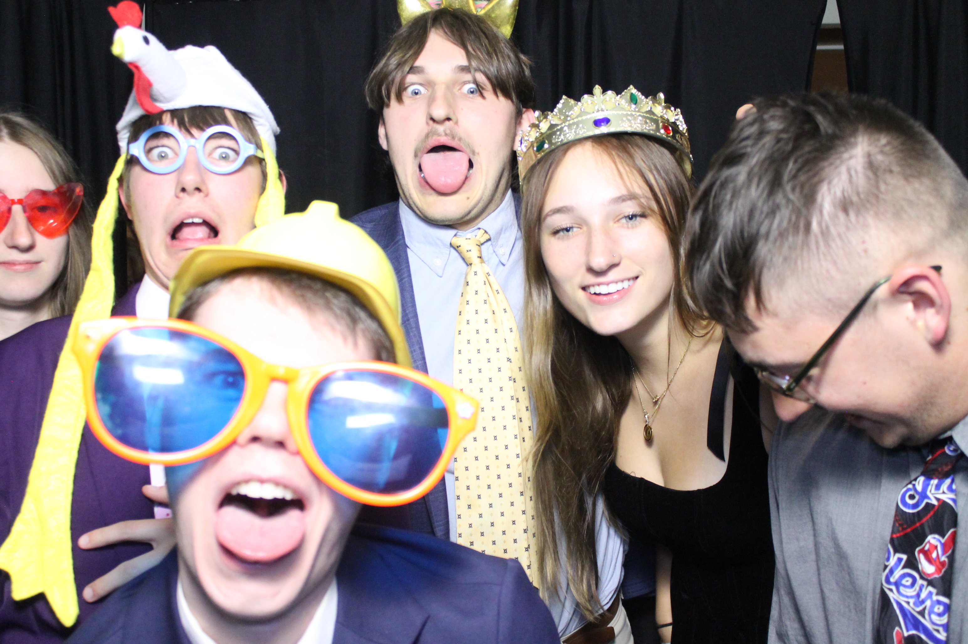 Hannah & Zack Wedding | View more photos from the event at gallery.photoboothcincy.com/u/PhotoBoothCincy/Hannah-Zack-Wedding
