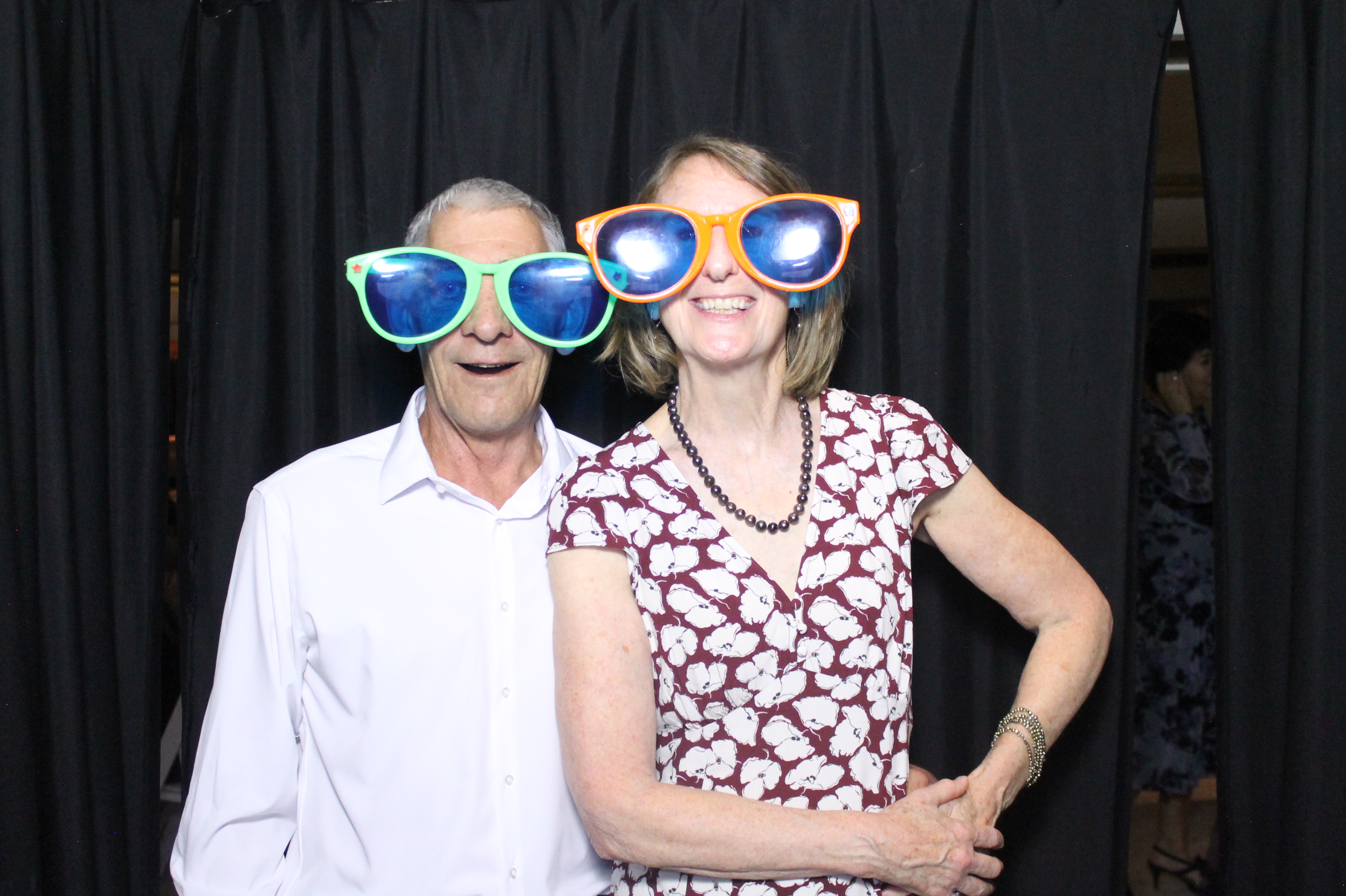 Hannah & Zack Wedding | View more photos from the event at gallery.photoboothcincy.com/u/PhotoBoothCincy/Hannah-Zack-Wedding