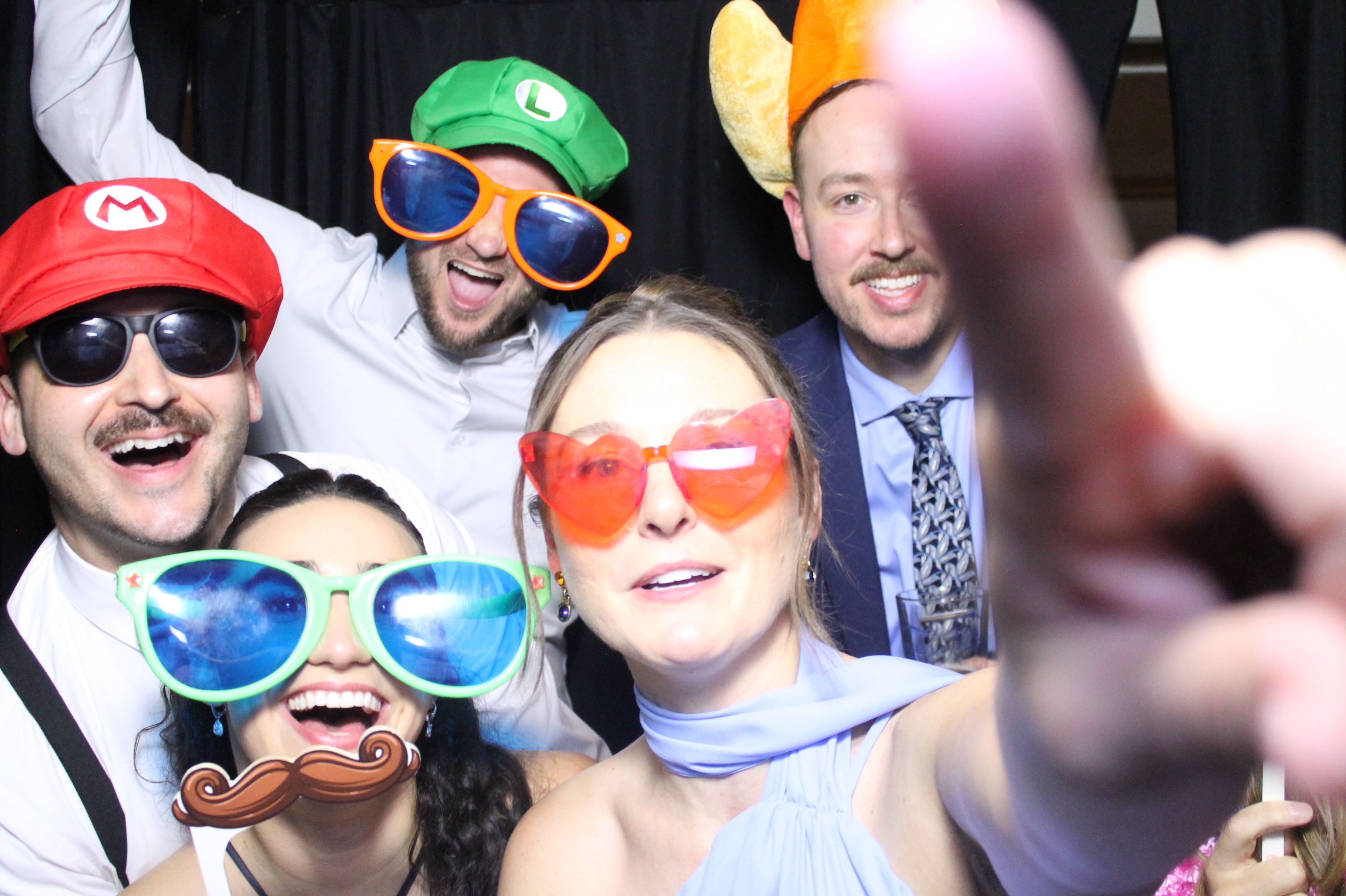 Hannah & Zack Wedding | View more photos from the event at gallery.photoboothcincy.com/u/PhotoBoothCincy/Hannah-Zack-Wedding
