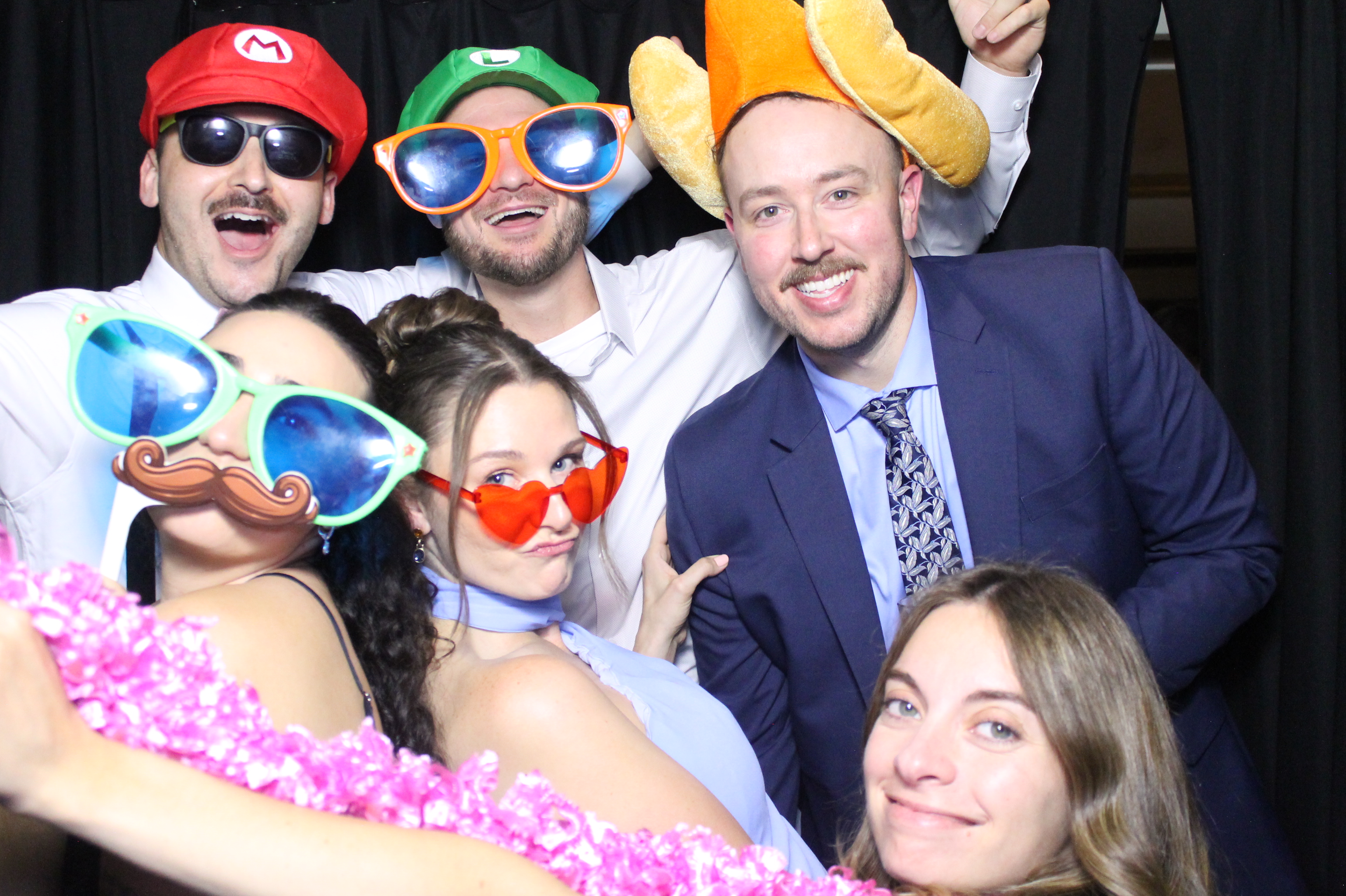 Hannah & Zack Wedding | View more photos from the event at gallery.photoboothcincy.com/u/PhotoBoothCincy/Hannah-Zack-Wedding