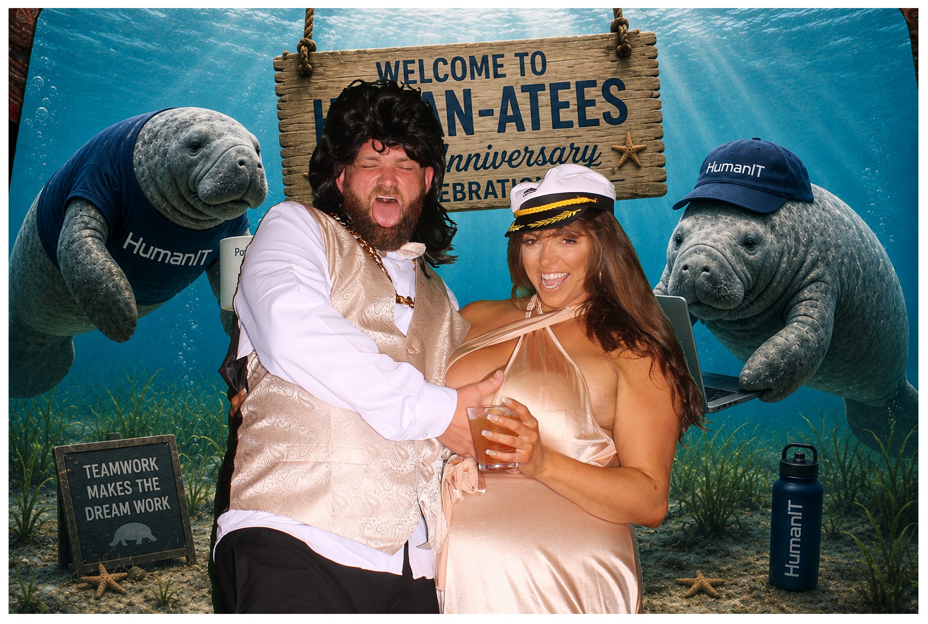 HumanIT 10 Year Anniversary | View more photos from the event at gallery.photoboothcincy.com/u/PhotoBoothCincy/HumanIT-10-Year-Anniversary