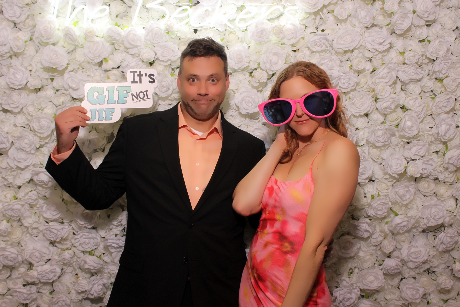 Isabel & Jackson | View more photos from the event at gallery.photoboothcincy.com/u/PhotoBoothCincy/Isabel-Jackson