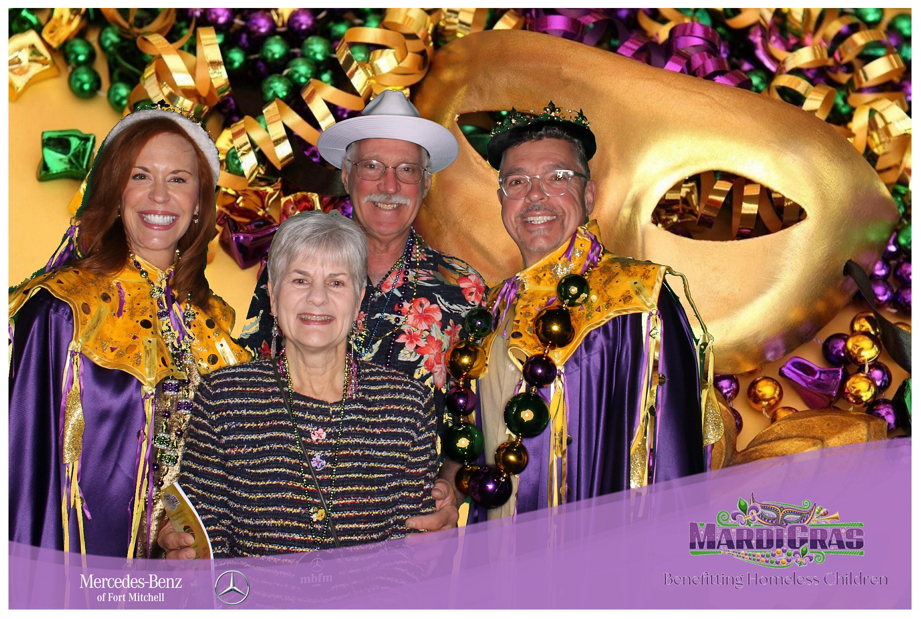 Jeff Wyler Foundation | View more photos from the event at gallery.photoboothcincy.com/u/PhotoBoothCincy/Jeff-Wyler-Foundation-1