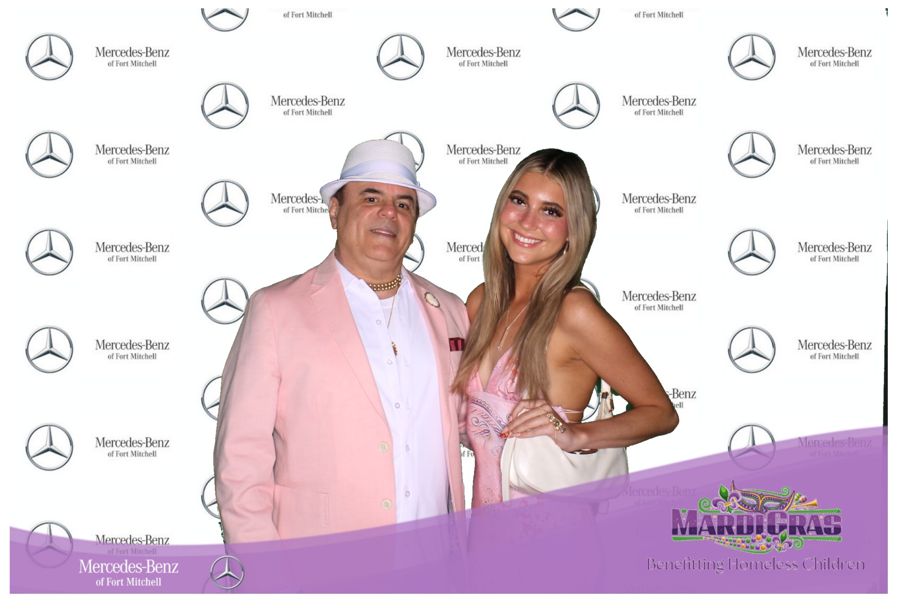Jeff Wyler Foundation | View more photos from the event at gallery.photoboothcincy.com/u/PhotoBoothCincy/Jeff-Wyler-Foundation-1