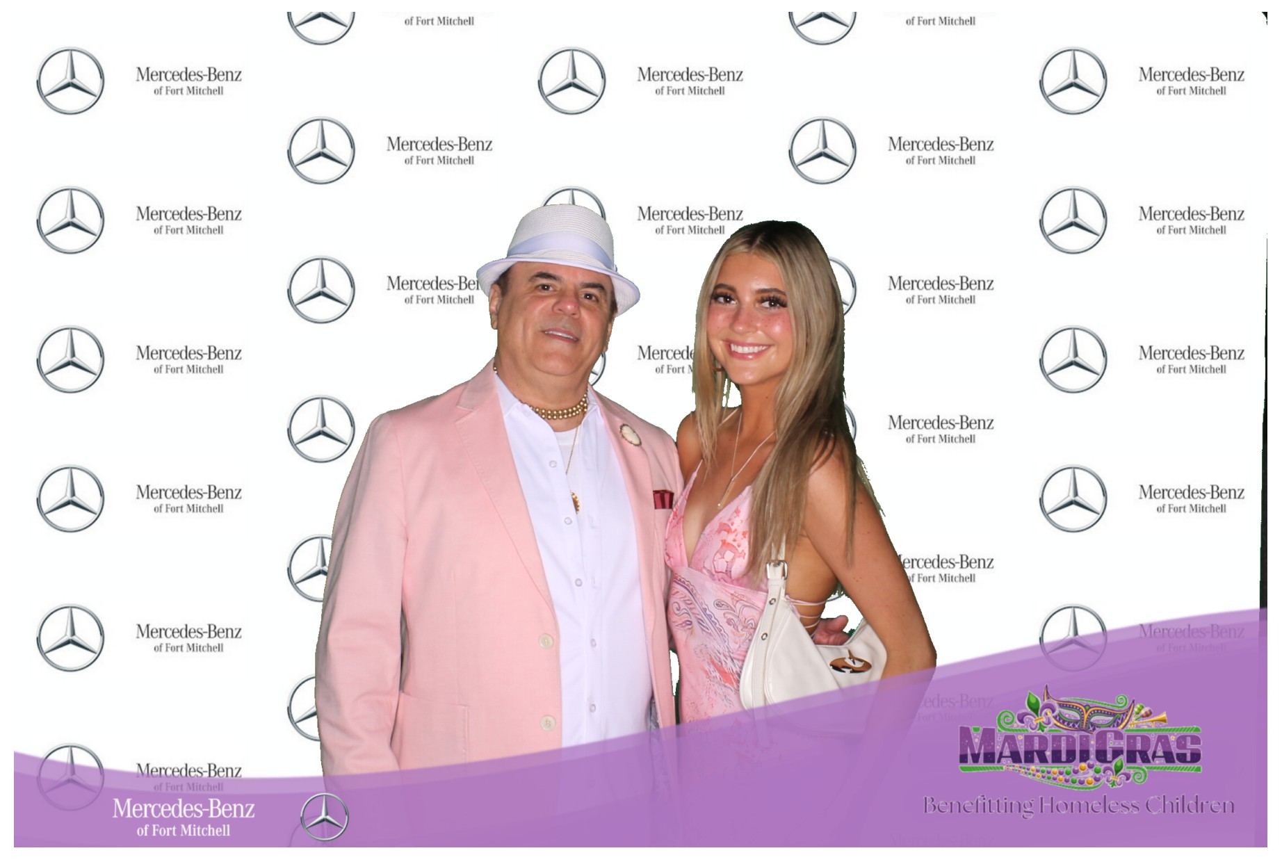 Jeff Wyler Foundation | View more photos from the event at gallery.photoboothcincy.com/u/PhotoBoothCincy/Jeff-Wyler-Foundation-1