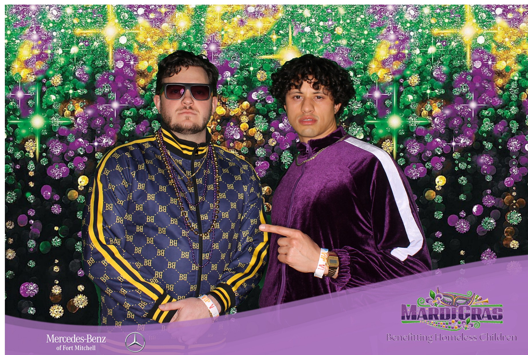 Jeff Wyler Foundation | View more photos from the event at gallery.photoboothcincy.com/u/PhotoBoothCincy/Jeff-Wyler-Foundation-1