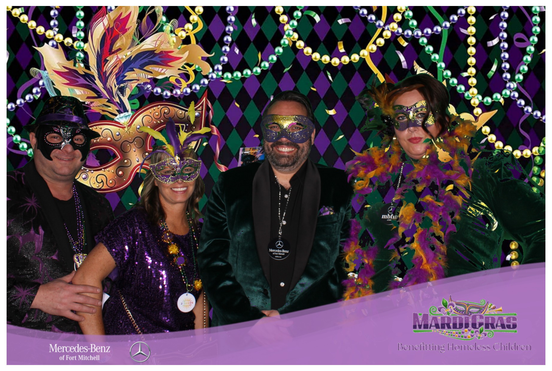 Jeff Wyler Foundation | View more photos from the event at gallery.photoboothcincy.com/u/PhotoBoothCincy/Jeff-Wyler-Foundation-1