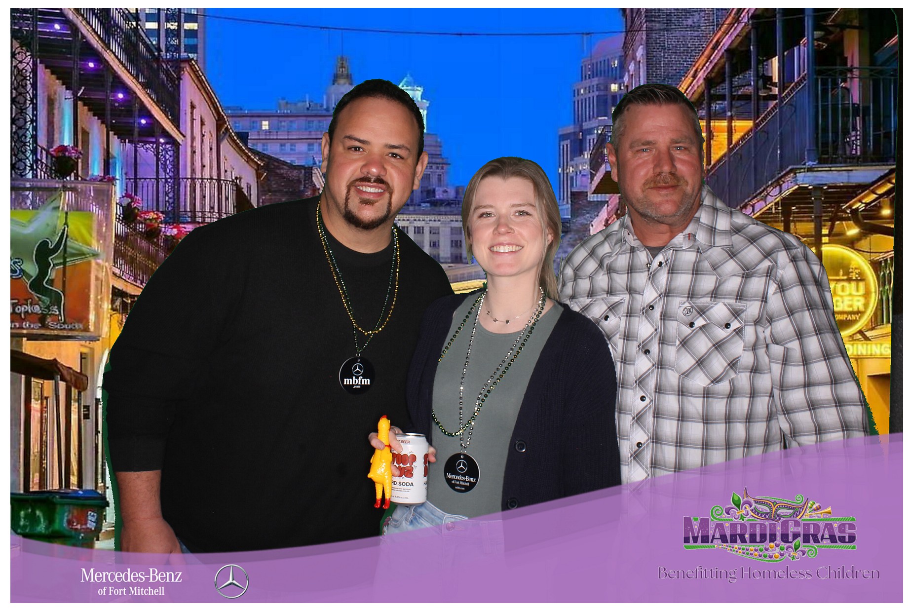 Jeff Wyler Foundation | View more photos from the event at gallery.photoboothcincy.com/u/PhotoBoothCincy/Jeff-Wyler-Foundation-1