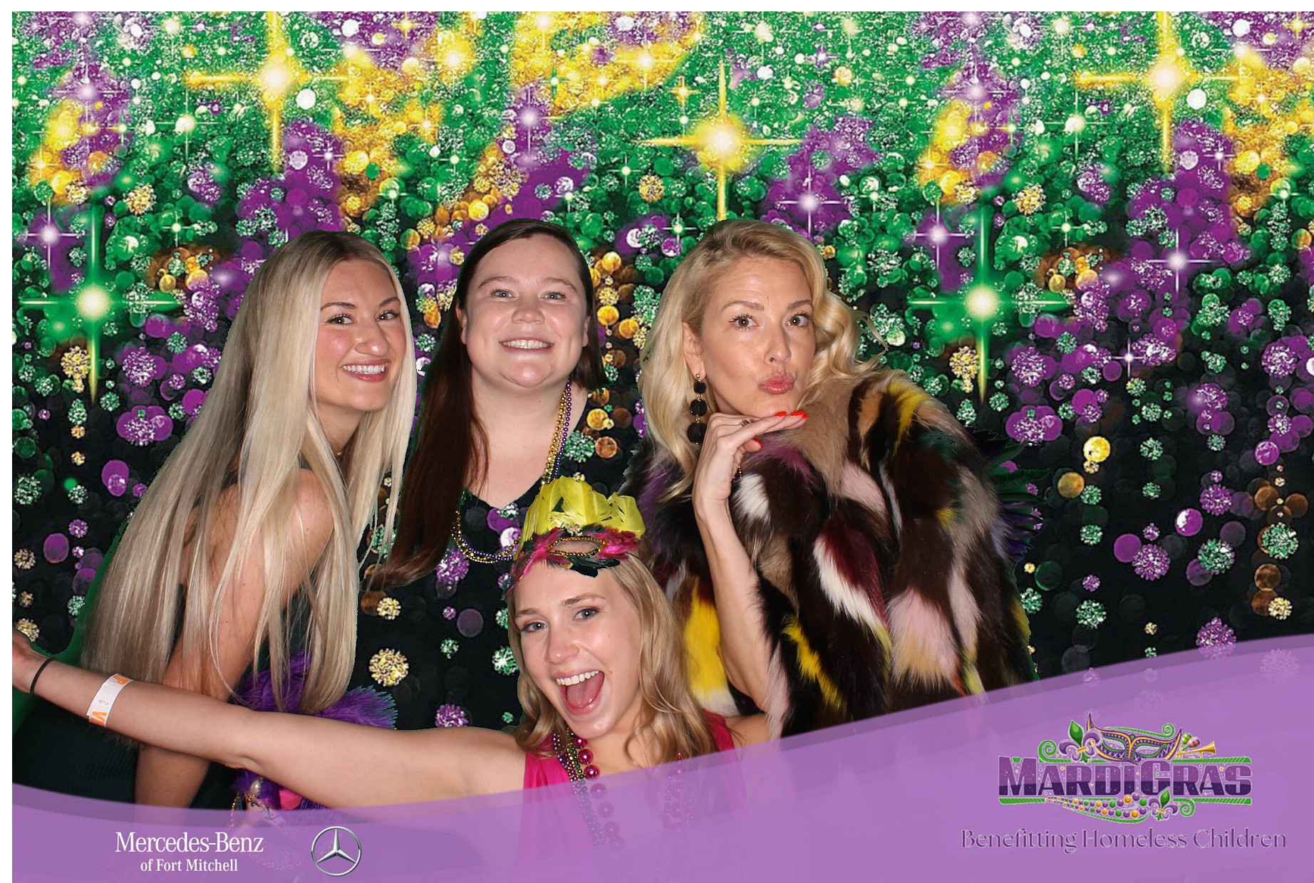 Jeff Wyler Foundation | View more photos from the event at gallery.photoboothcincy.com/u/PhotoBoothCincy/Jeff-Wyler-Foundation-1