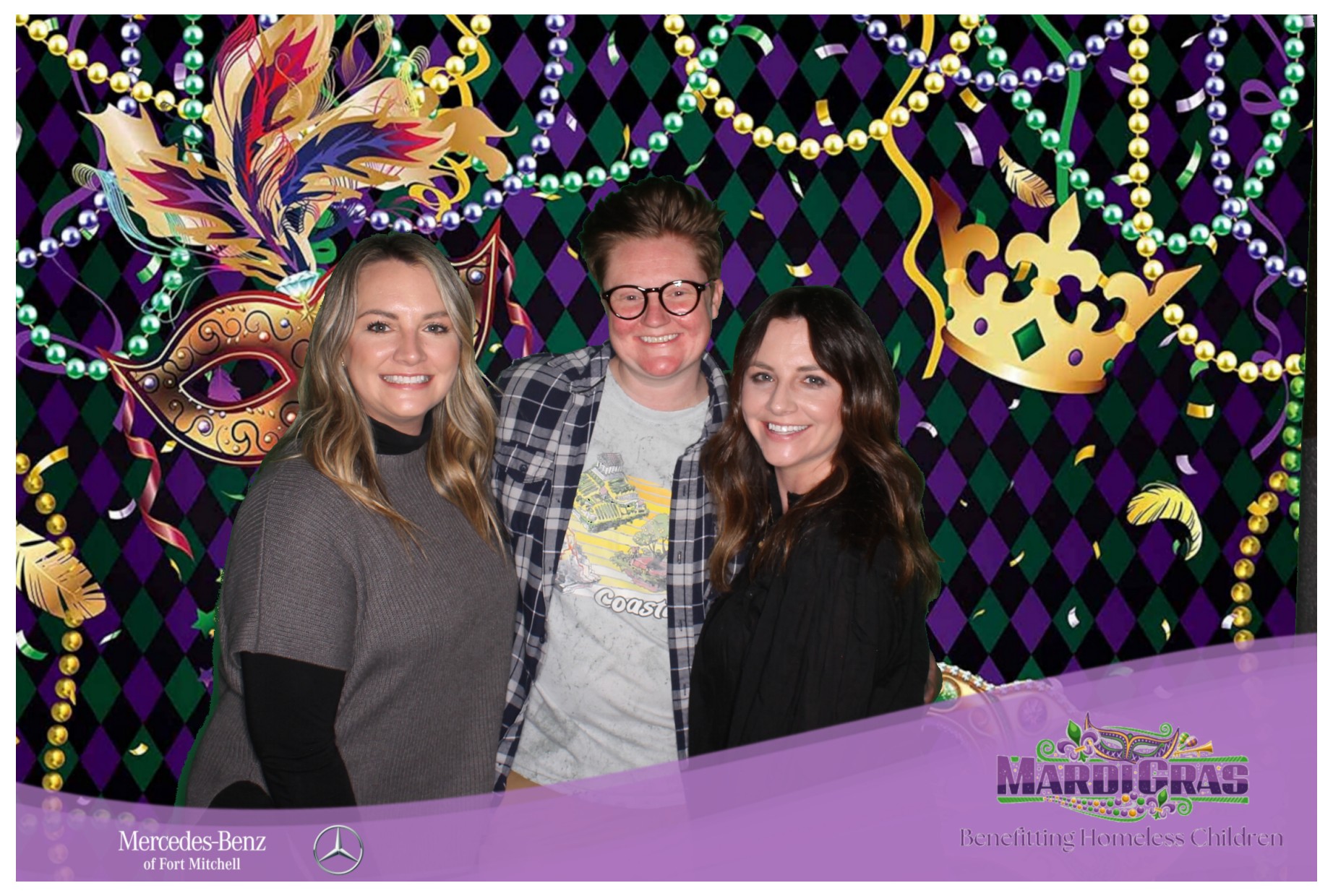 Jeff Wyler Foundation | View more photos from the event at gallery.photoboothcincy.com/u/PhotoBoothCincy/Jeff-Wyler-Foundation-1
