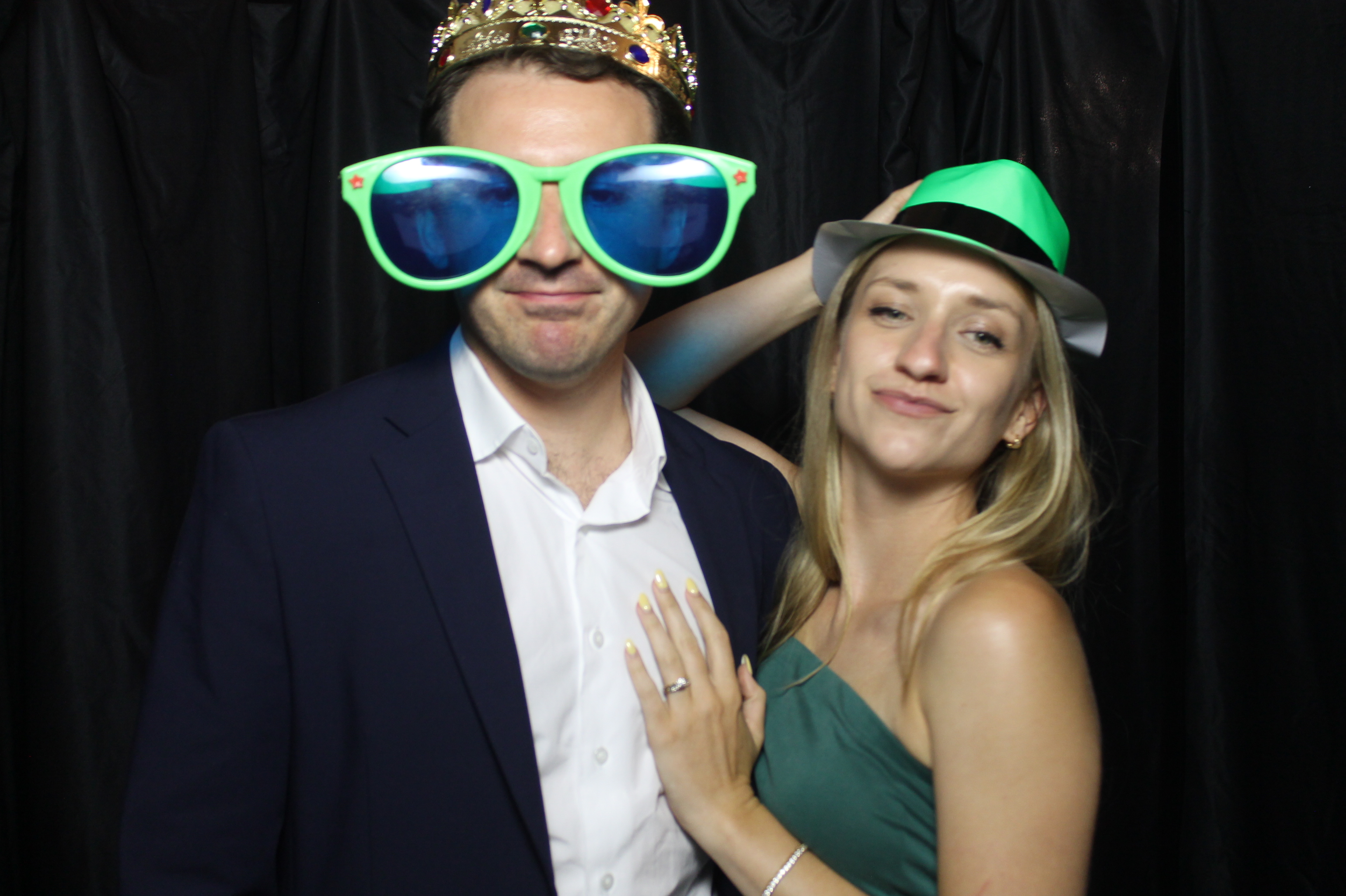 Jenna & Bob | View more photos from the event at gallery.photoboothcincy.com/u/PhotoBoothCincy/Jenna-Bob