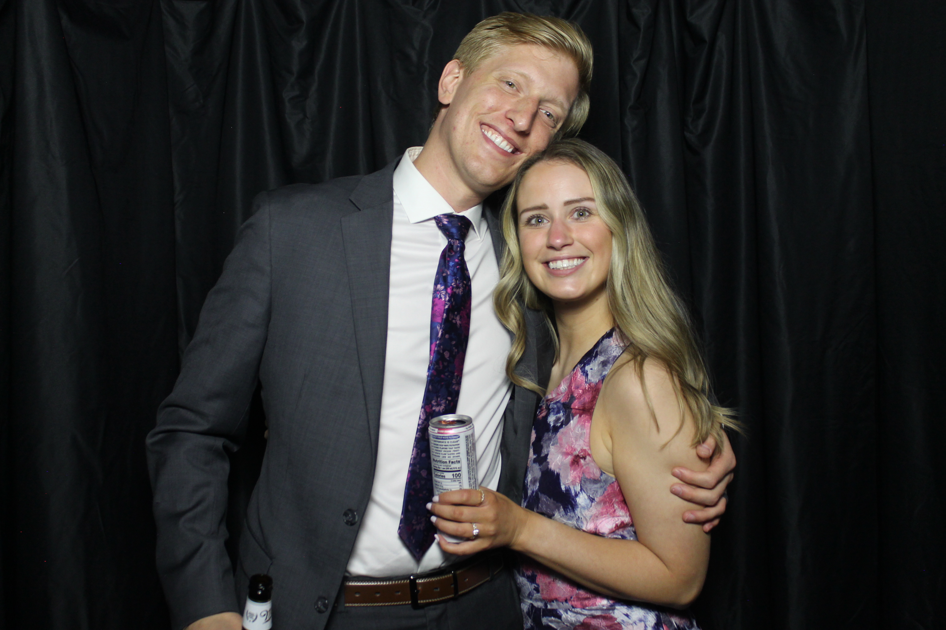 Jenna & Bob | View more photos from the event at gallery.photoboothcincy.com/u/PhotoBoothCincy/Jenna-Bob