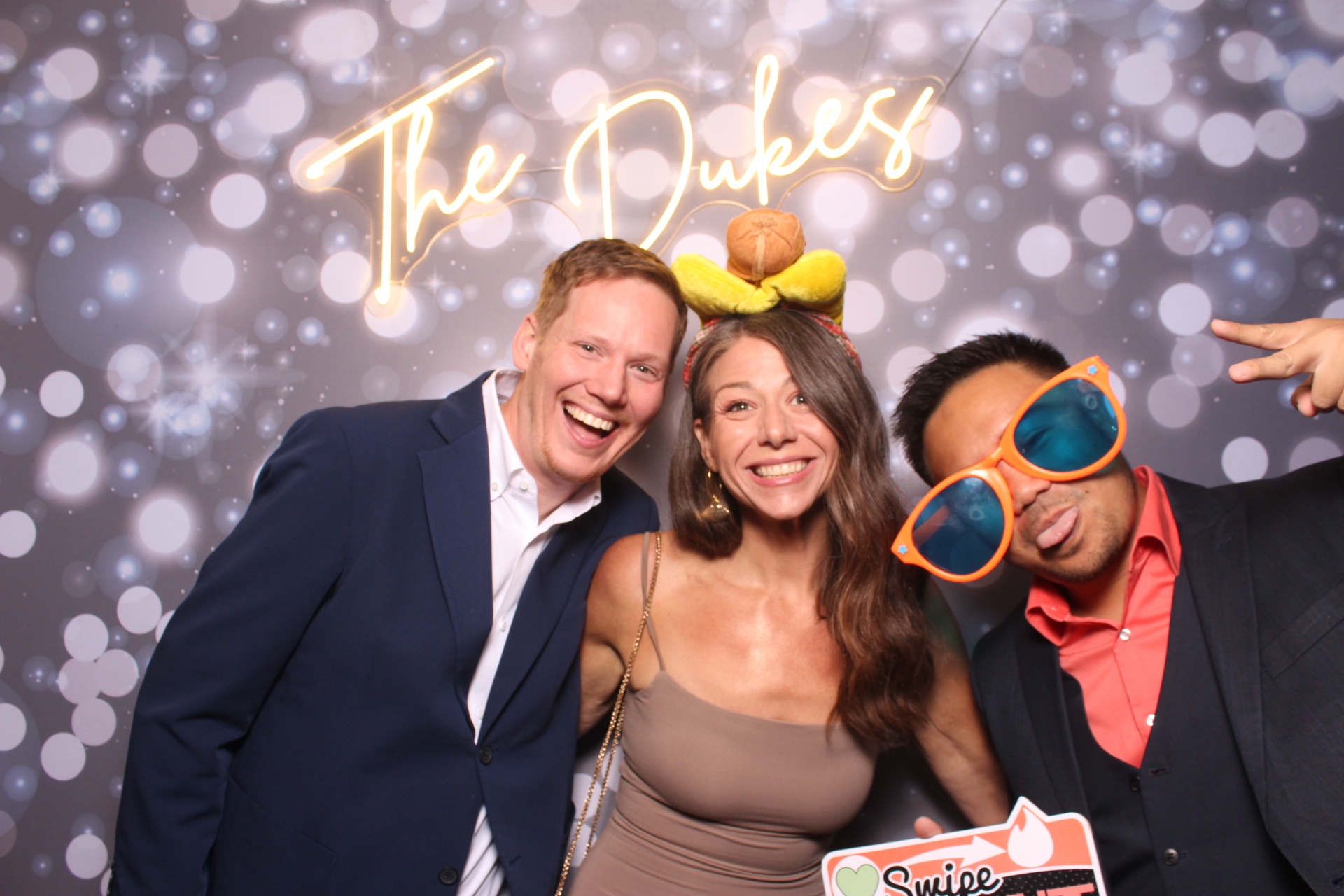 Jenna & Zack Reception | View more photos from the event at gallery.photoboothcincy.com/u/PhotoBoothCincy/Jenna-Zack-Reception