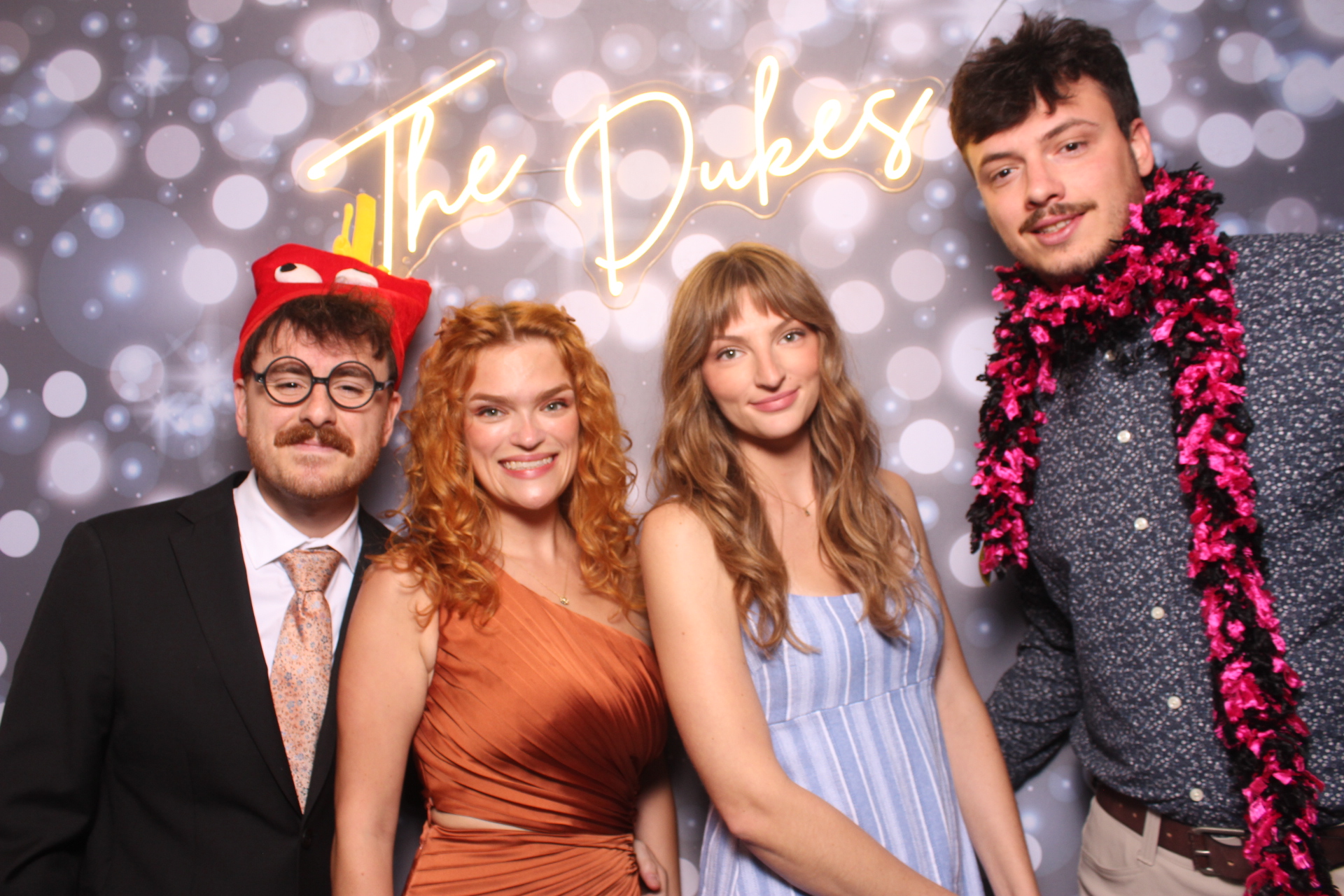 Jenna & Zack Reception | View more photos from the event at gallery.photoboothcincy.com/u/PhotoBoothCincy/Jenna-Zack-Reception