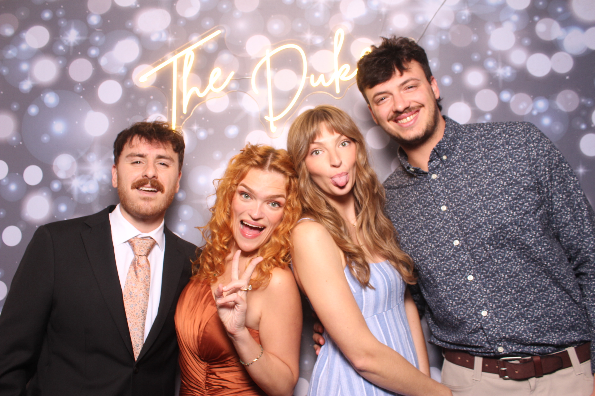 Jenna & Zack Reception | View more photos from the event at gallery.photoboothcincy.com/u/PhotoBoothCincy/Jenna-Zack-Reception