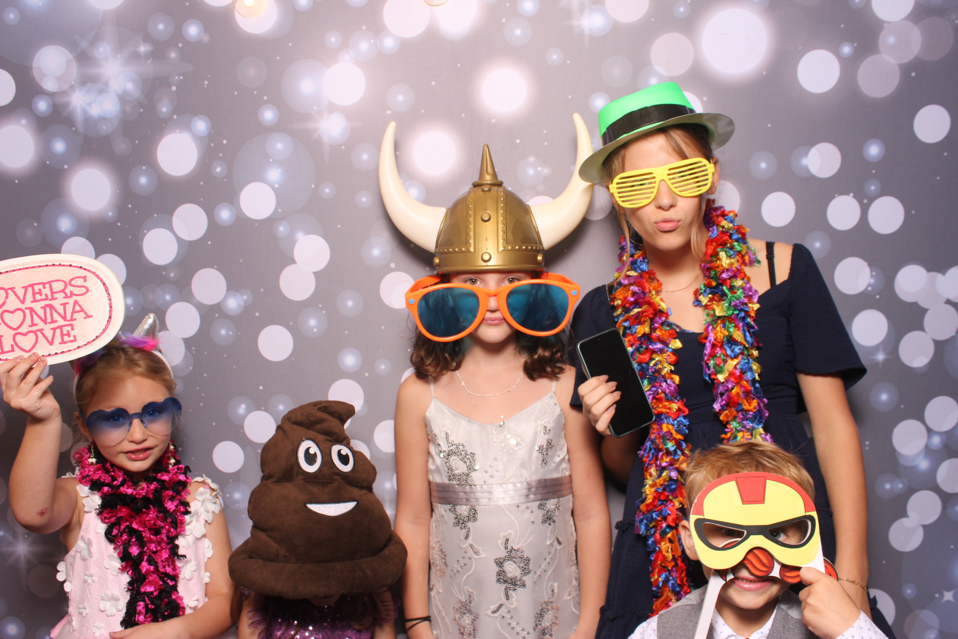 Jenna & Zack Reception | View more photos from the event at gallery.photoboothcincy.com/u/PhotoBoothCincy/Jenna-Zack-Reception