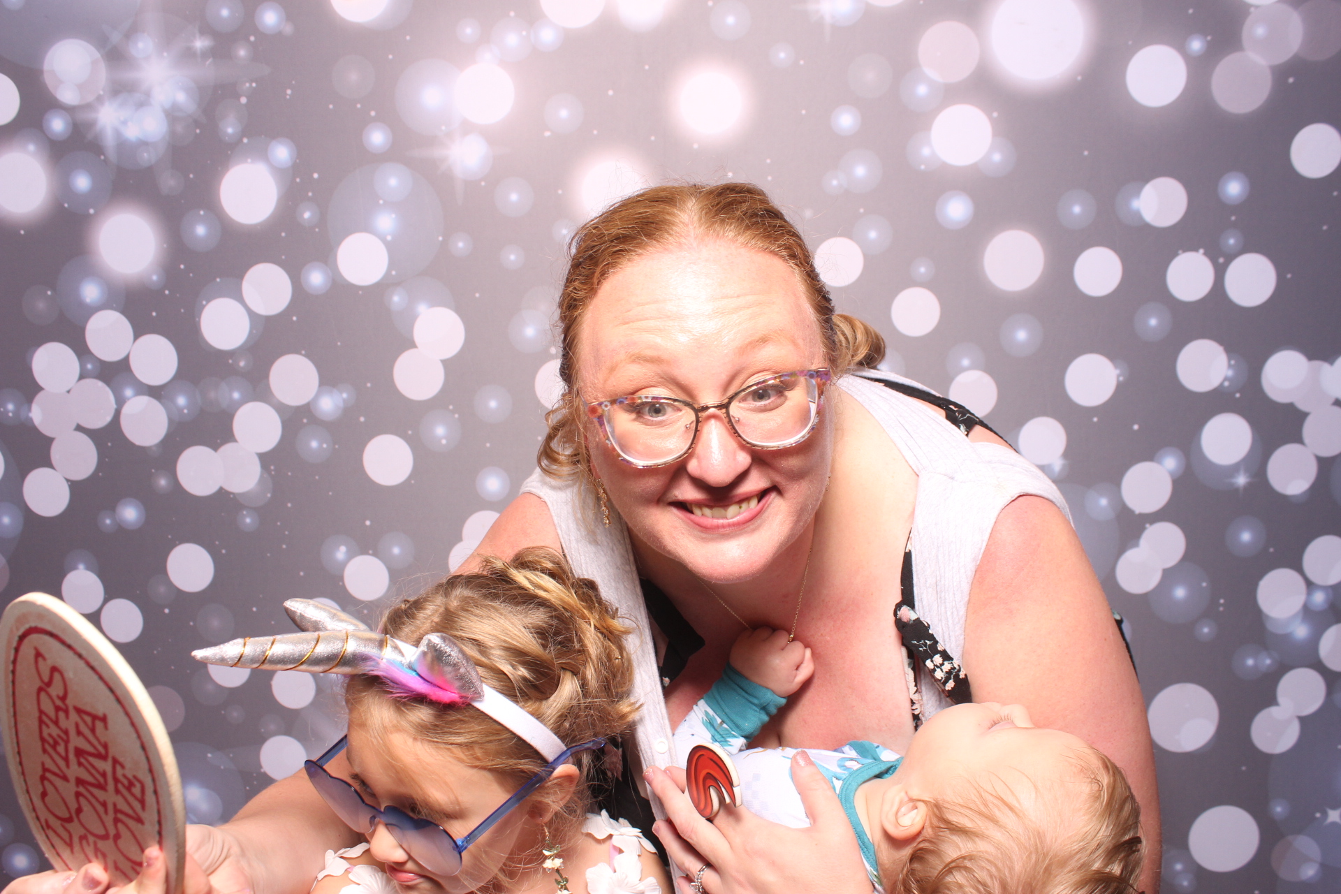 Jenna & Zack Reception | View more photos from the event at gallery.photoboothcincy.com/u/PhotoBoothCincy/Jenna-Zack-Reception