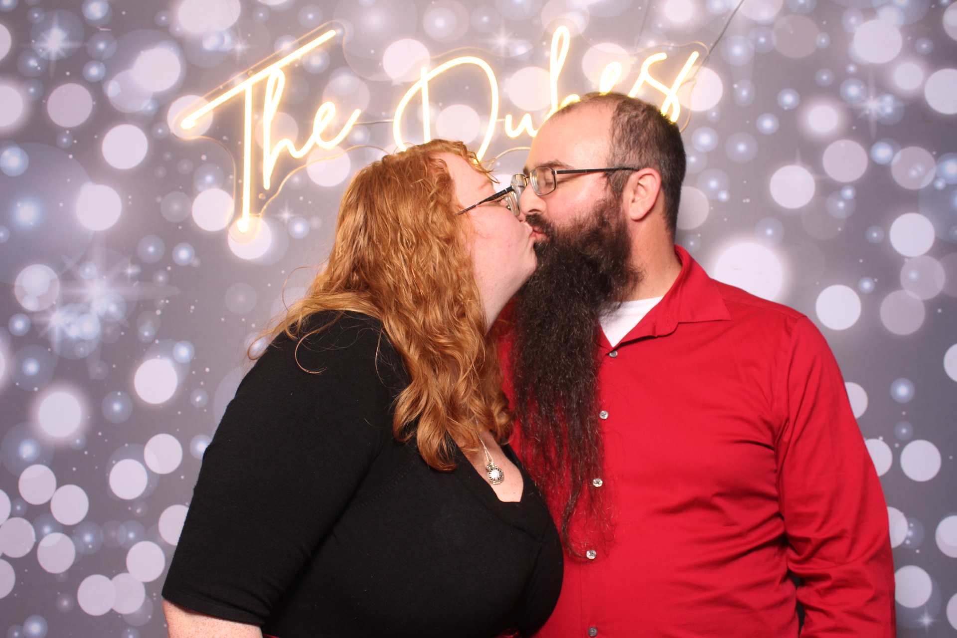 Jenna & Zack Reception | View more photos from the event at gallery.photoboothcincy.com/u/PhotoBoothCincy/Jenna-Zack-Reception