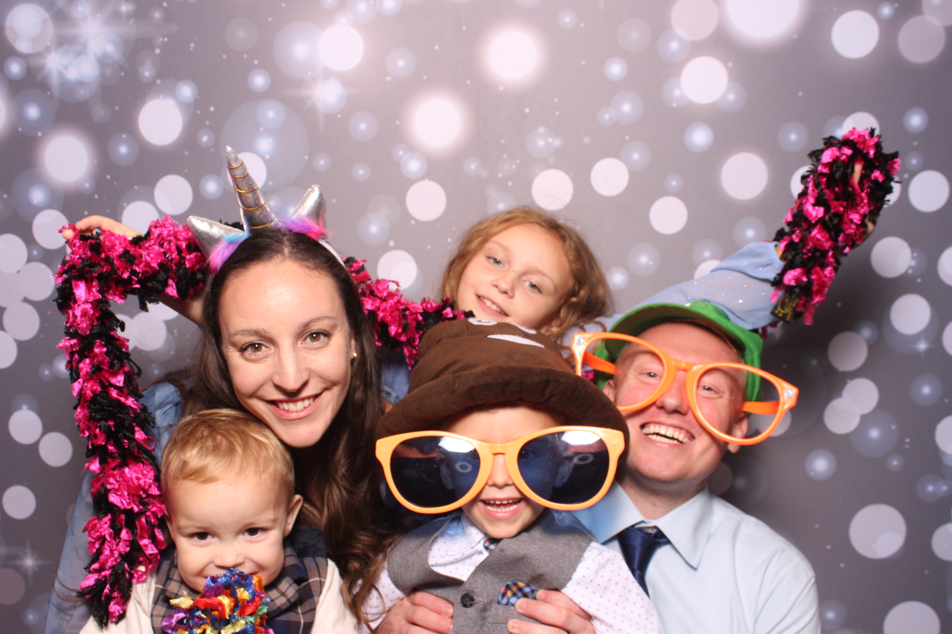 Jenna & Zack Reception | View more photos from the event at gallery.photoboothcincy.com/u/PhotoBoothCincy/Jenna-Zack-Reception