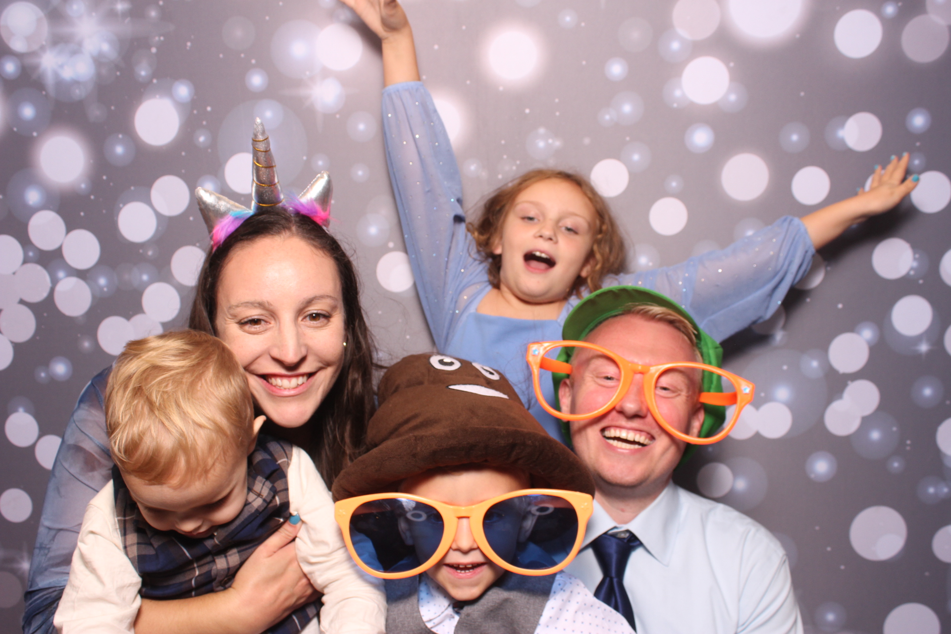 Jenna & Zack Reception | View more photos from the event at gallery.photoboothcincy.com/u/PhotoBoothCincy/Jenna-Zack-Reception