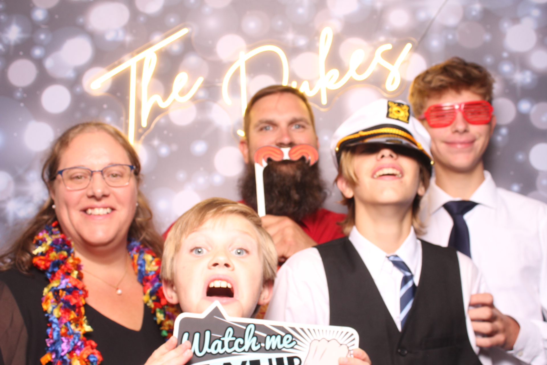 Jenna & Zack Reception | View more photos from the event at gallery.photoboothcincy.com/u/PhotoBoothCincy/Jenna-Zack-Reception