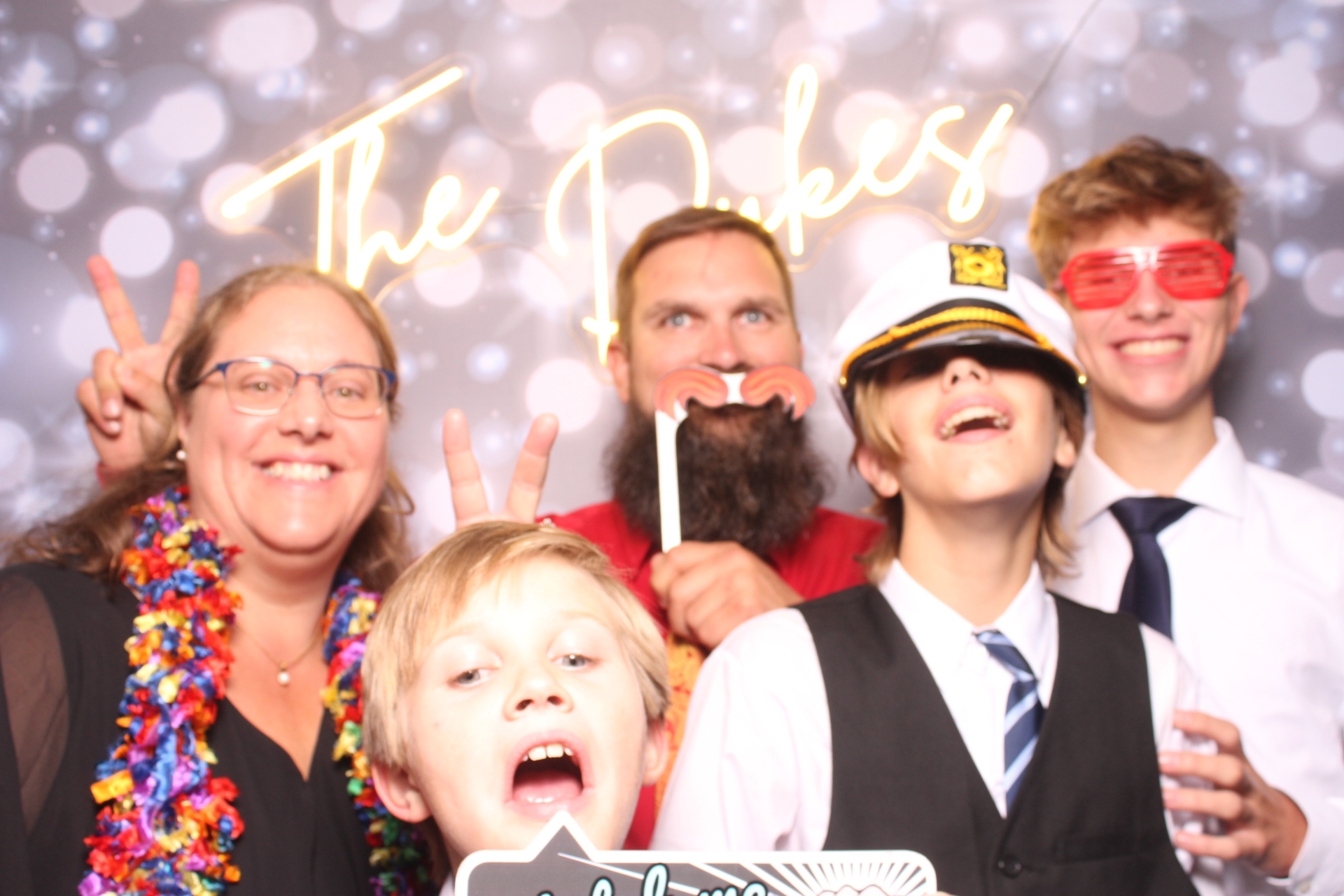 Jenna & Zack Reception | View more photos from the event at gallery.photoboothcincy.com/u/PhotoBoothCincy/Jenna-Zack-Reception
