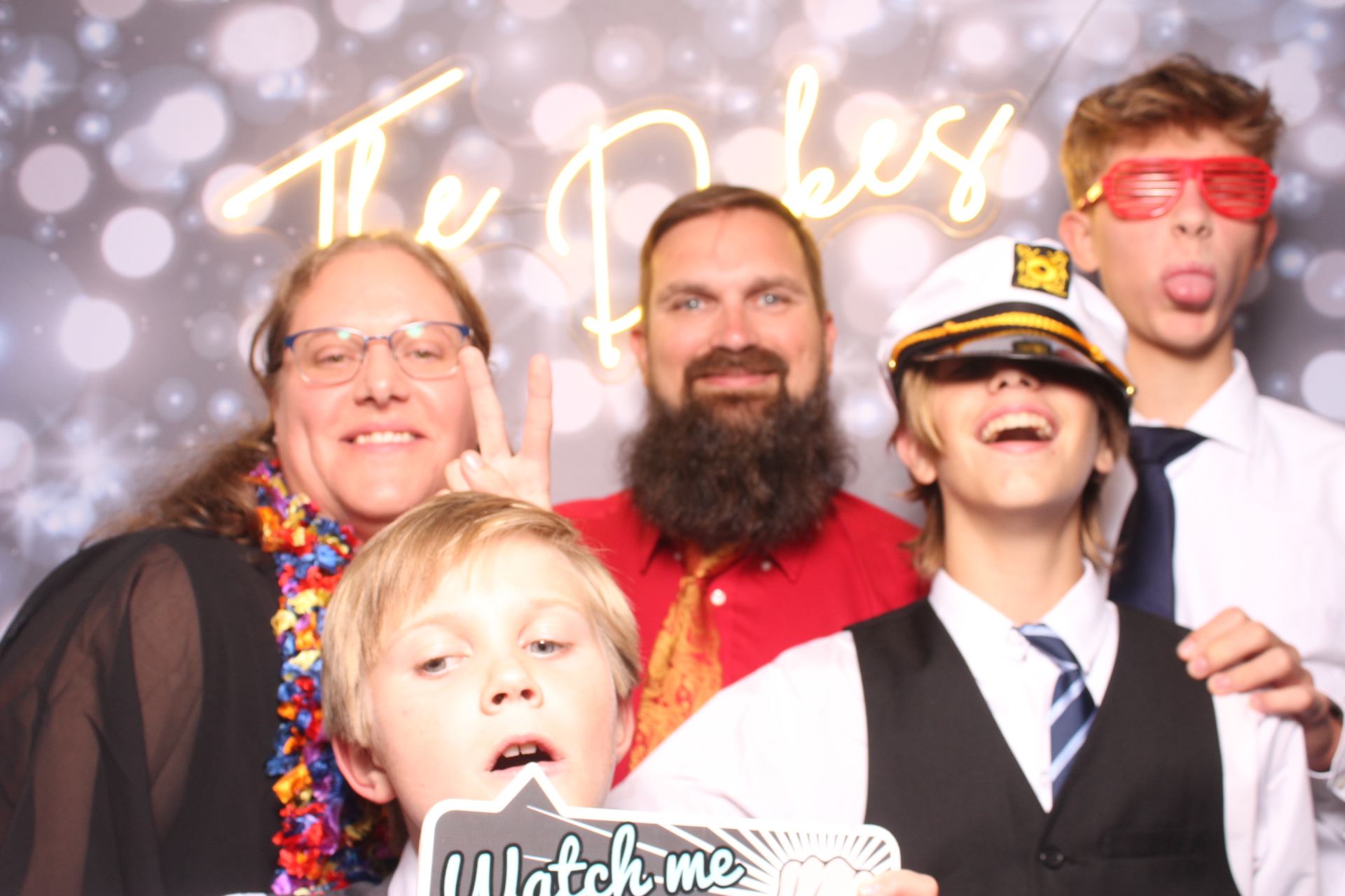 Jenna & Zack Reception | View more photos from the event at gallery.photoboothcincy.com/u/PhotoBoothCincy/Jenna-Zack-Reception