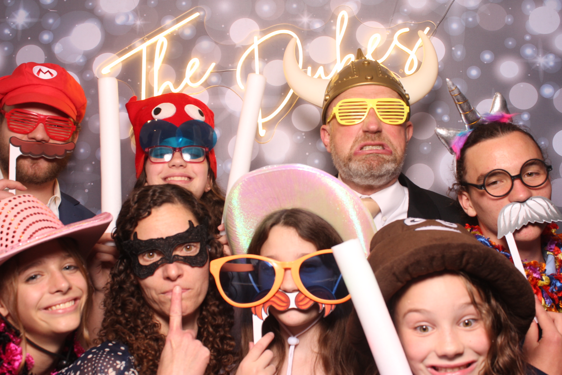 Jenna & Zack Reception | View more photos from the event at gallery.photoboothcincy.com/u/PhotoBoothCincy/Jenna-Zack-Reception