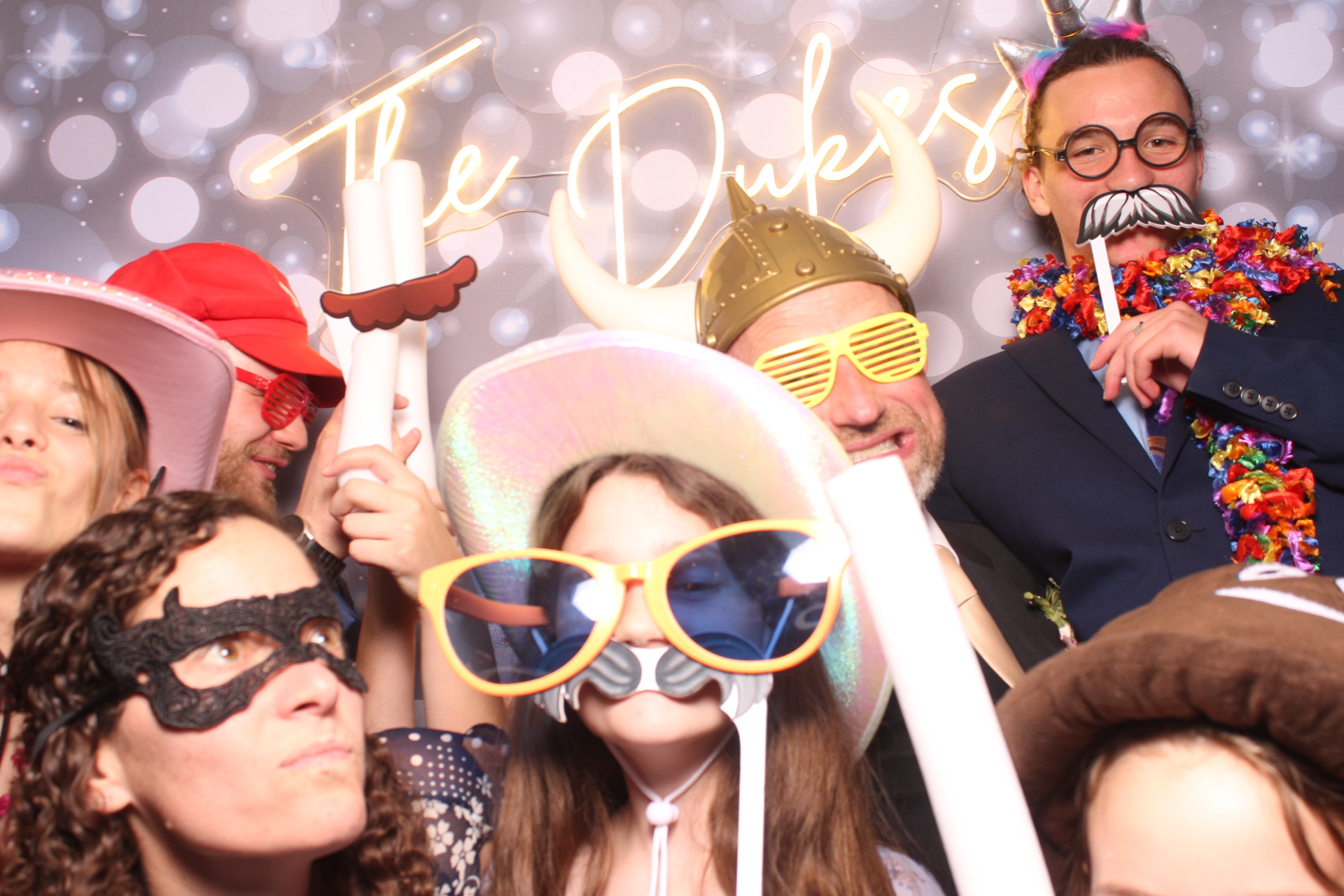 Jenna & Zack Reception | View more photos from the event at gallery.photoboothcincy.com/u/PhotoBoothCincy/Jenna-Zack-Reception