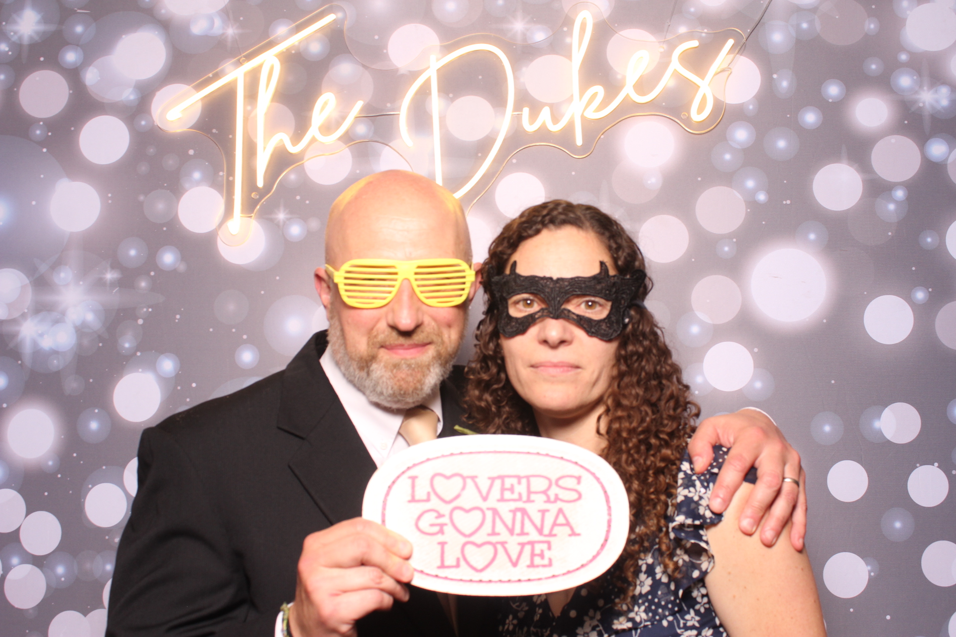 Jenna & Zack Reception | View more photos from the event at gallery.photoboothcincy.com/u/PhotoBoothCincy/Jenna-Zack-Reception